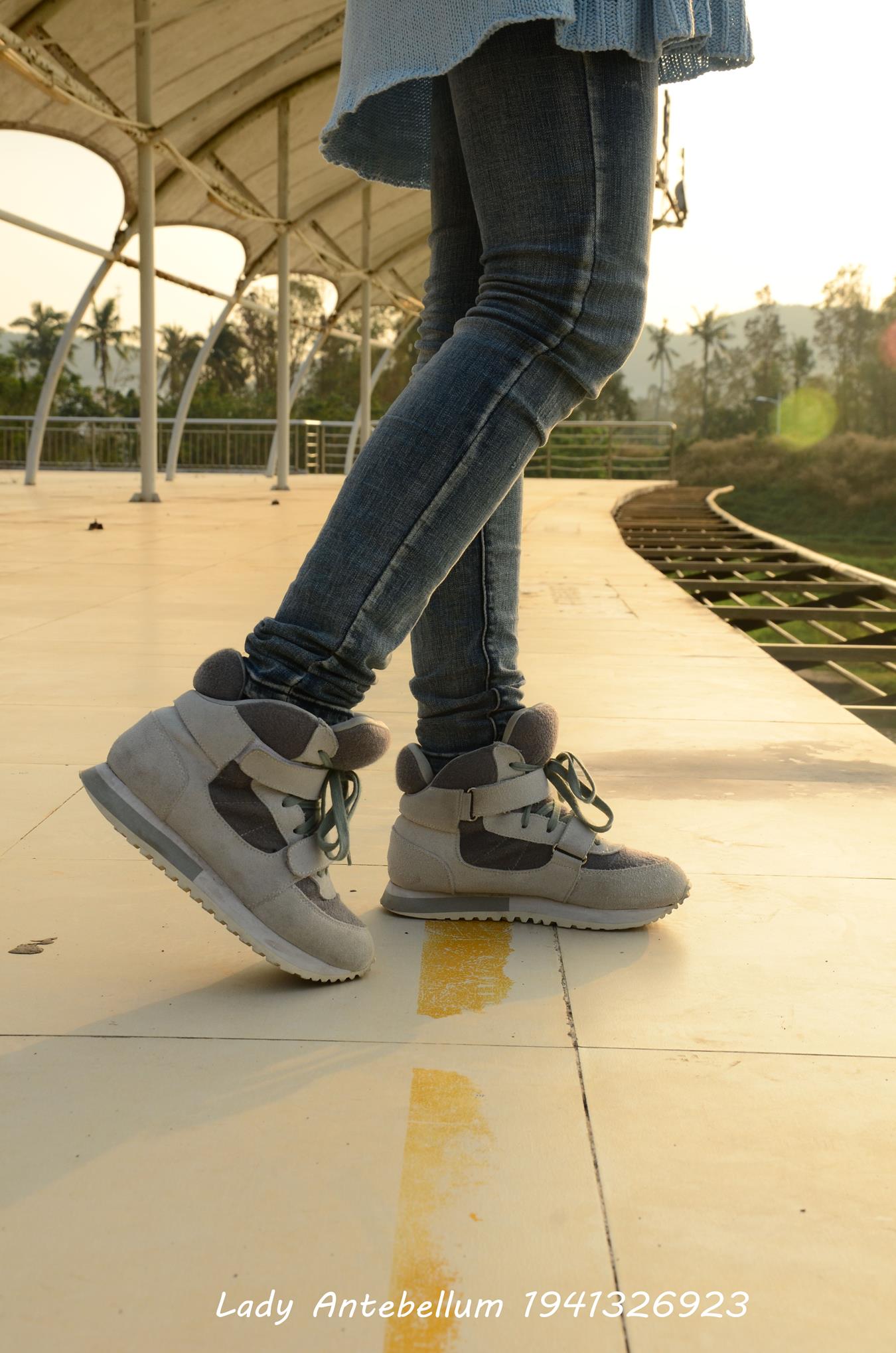 图片[14]-[战前女神] 美腿美足精品摄影套图 008 (1) [100P] – 速更版-美库