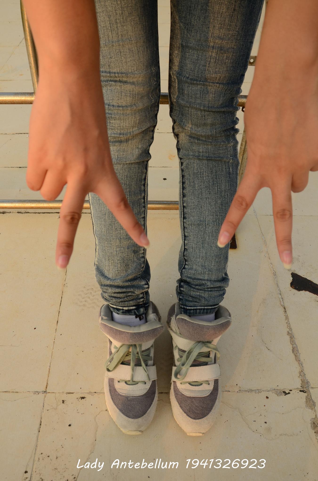 图片[29]-[战前女神] 美腿美足精品摄影套图 008 (1) [100P] – 速更版-美库