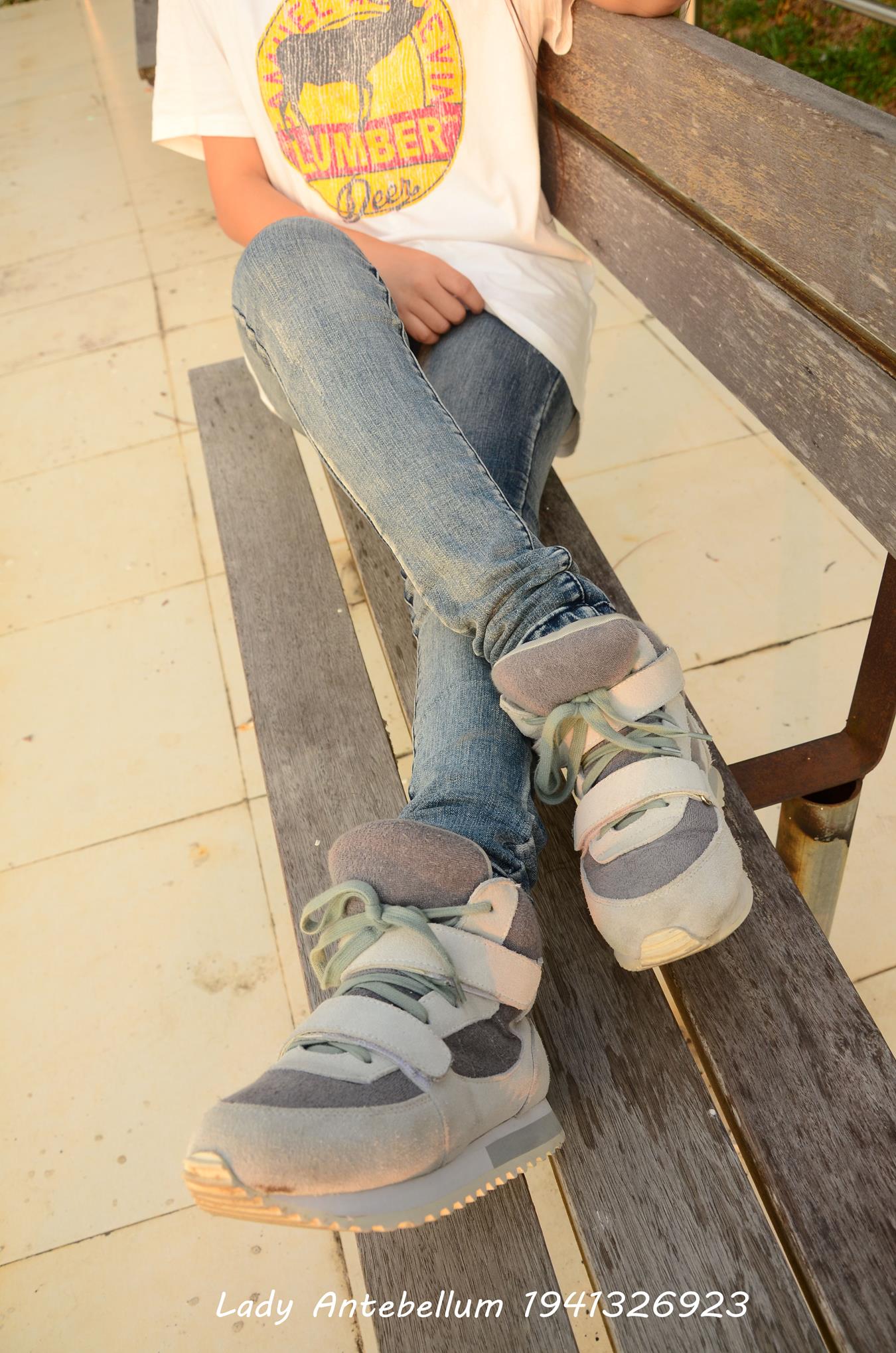 图片[44]-[战前女神] 美腿美足精品摄影套图 008 (1) [100P] – 速更版-美库