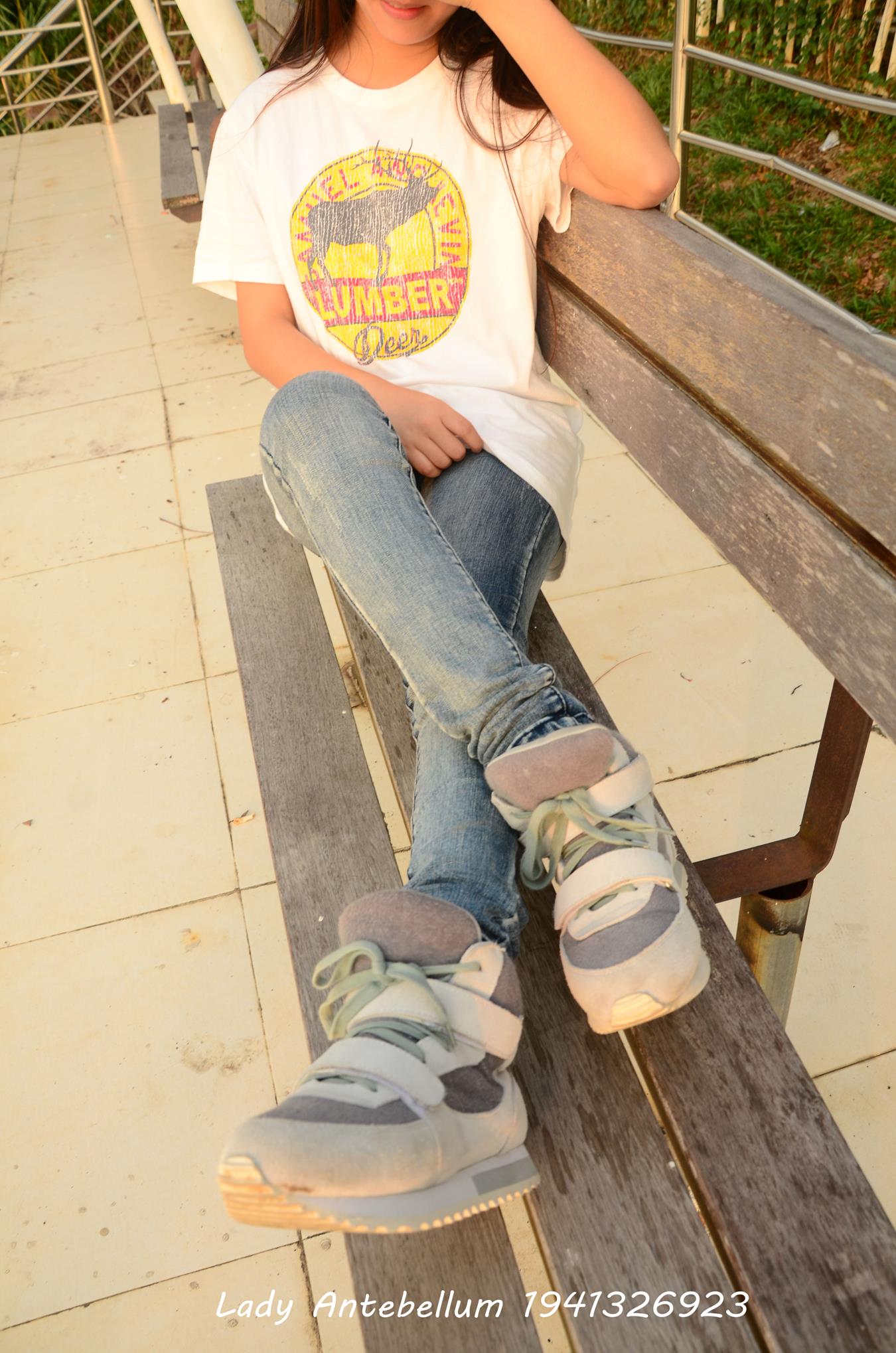 图片[45]-[战前女神] 美腿美足精品摄影套图 008 (1) [100P] – 速更版-美库