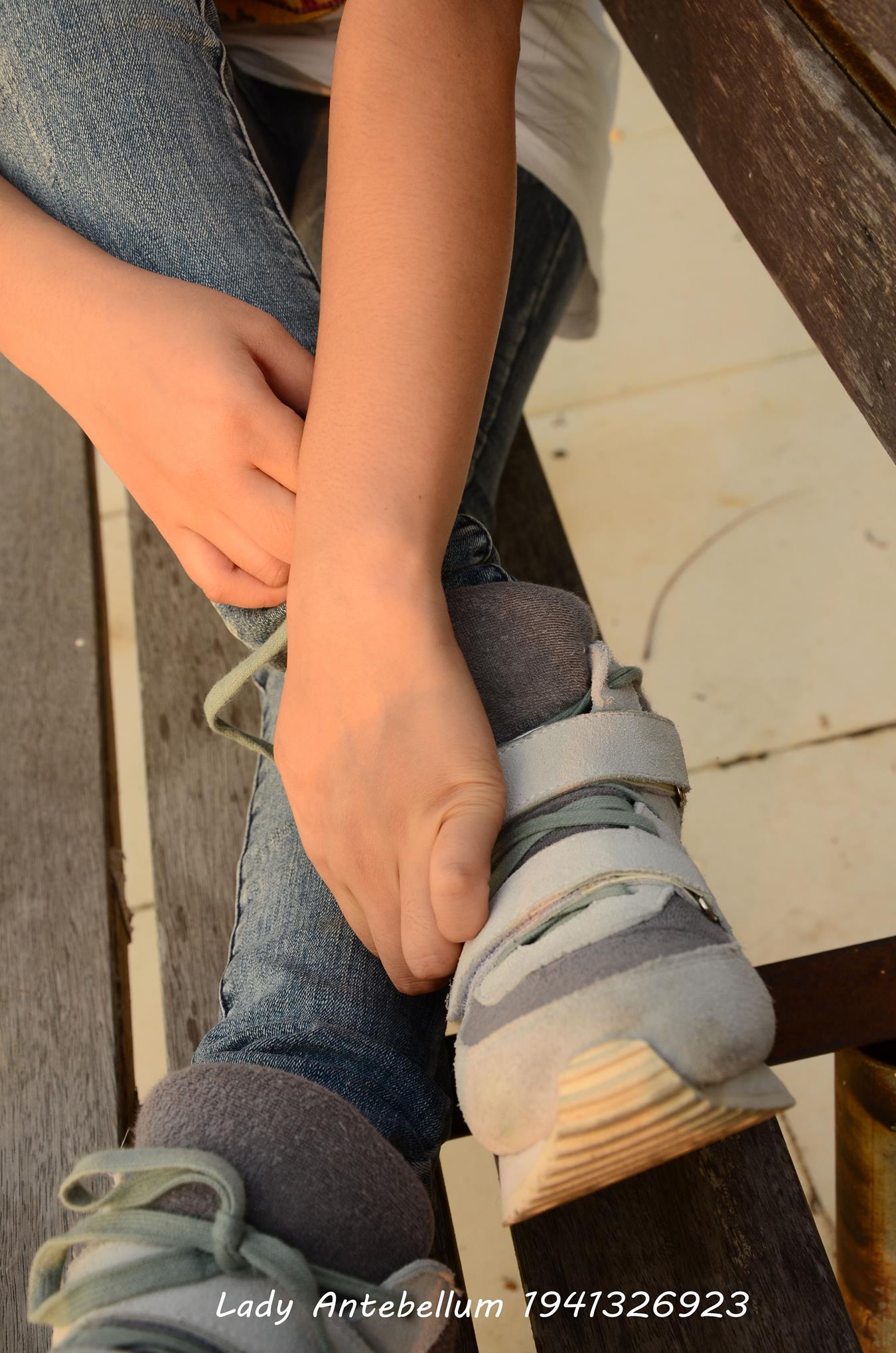 图片[54]-[战前女神] 美腿美足精品摄影套图 008 (1) [100P] – 速更版-美库