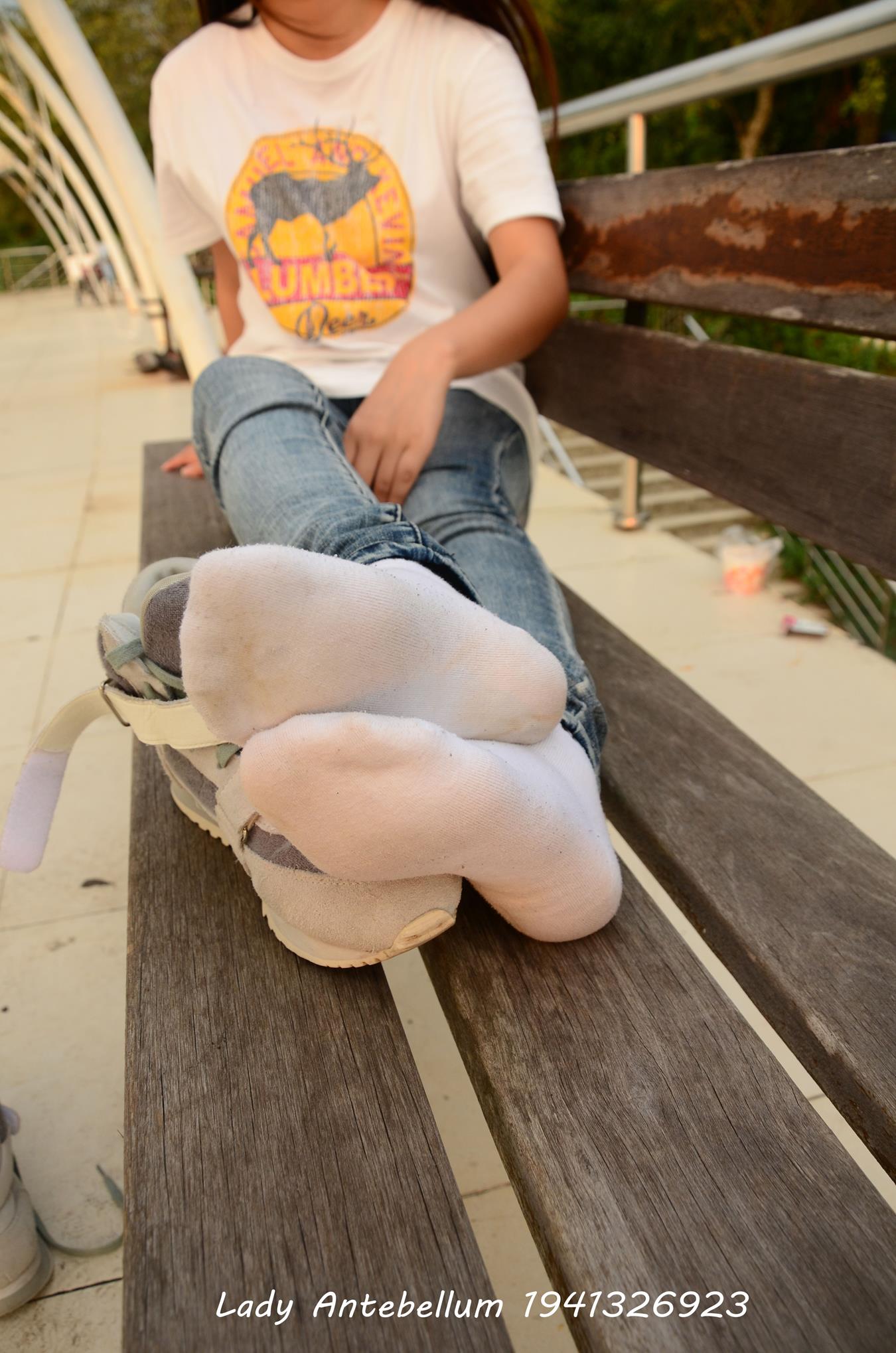 图片[13]-[战前女神] 美腿美足精品摄影套图 008 (2) [107P] – 速更版-美库