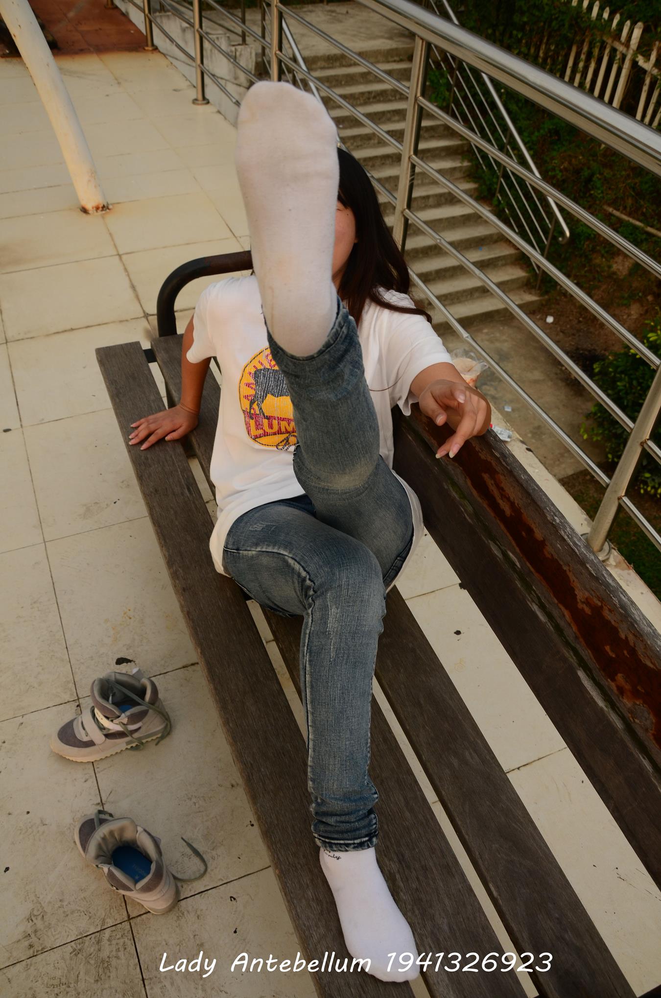 图片[21]-[战前女神] 美腿美足精品摄影套图 008 (2) [107P] – 速更版-美库