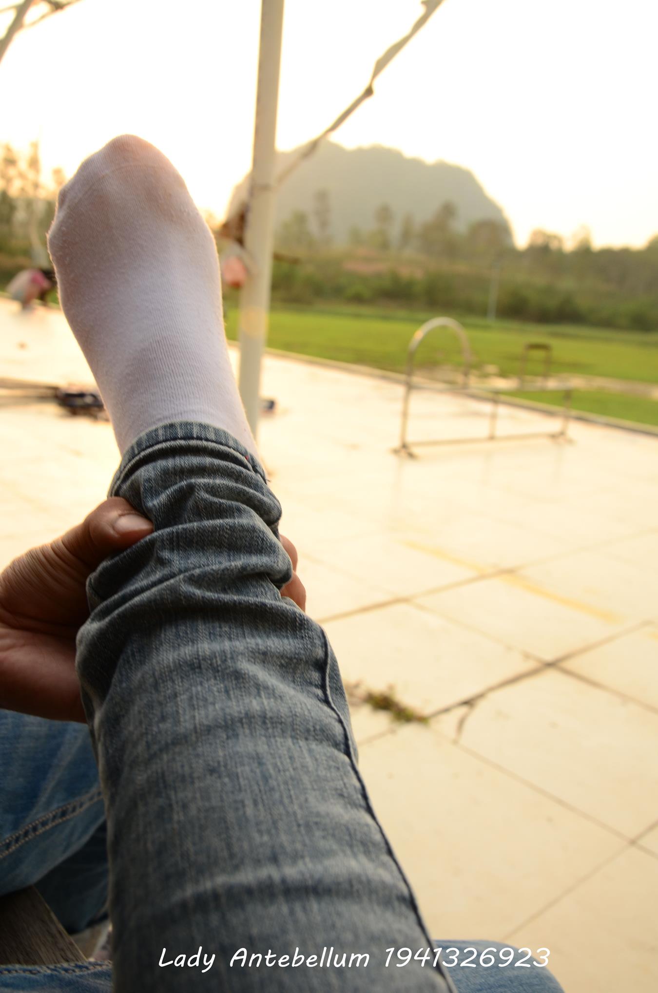 图片[93]-[战前女神] 美腿美足精品摄影套图 008 (1) [100P] – 速更版-美库