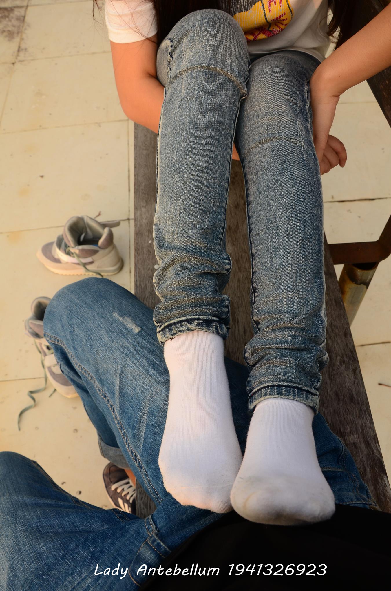 图片[98]-[战前女神] 美腿美足精品摄影套图 008 (1) [100P] – 速更版-美库