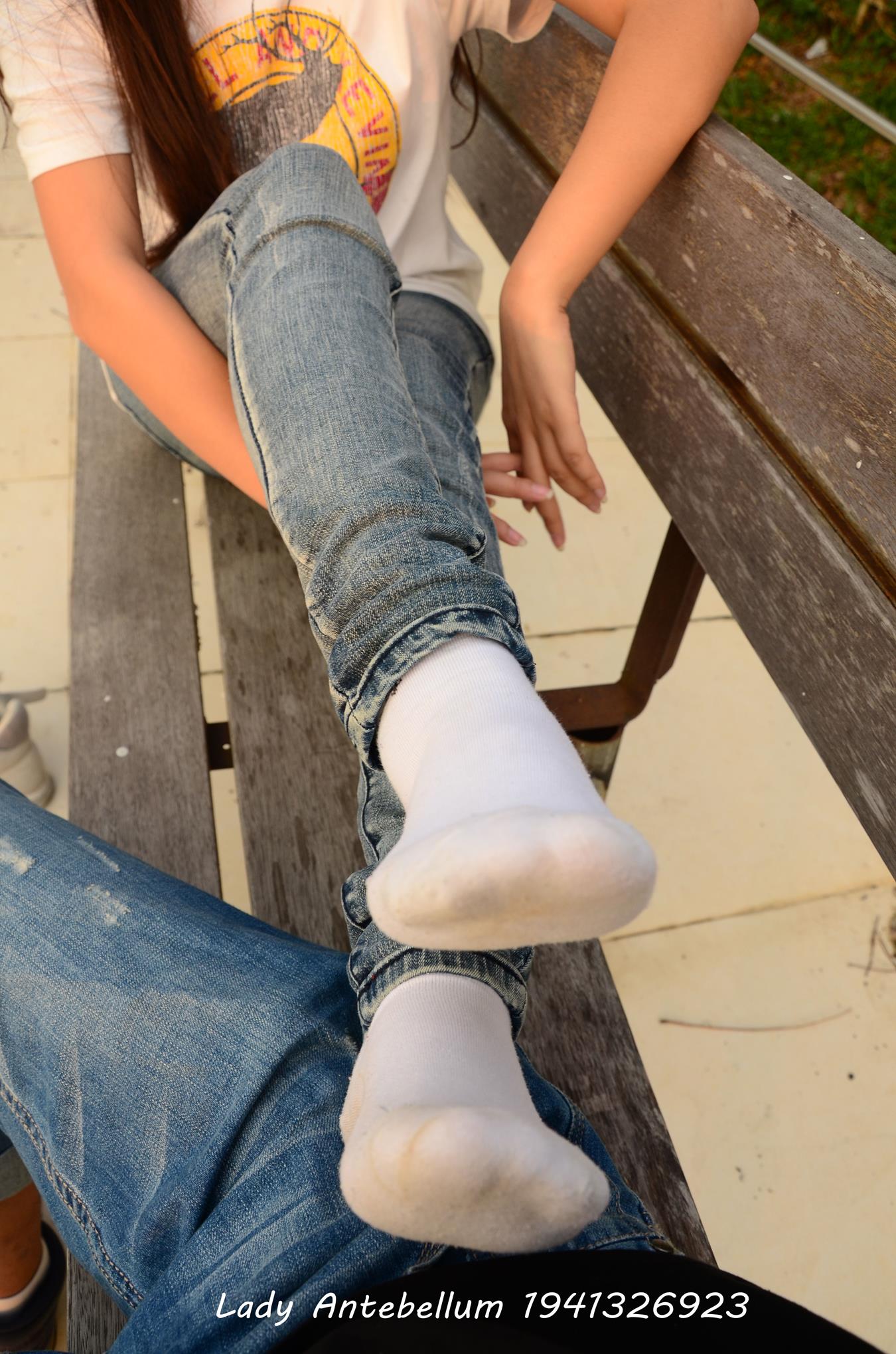 图片[100]-[战前女神] 美腿美足精品摄影套图 008 (1) [100P] – 速更版-美库