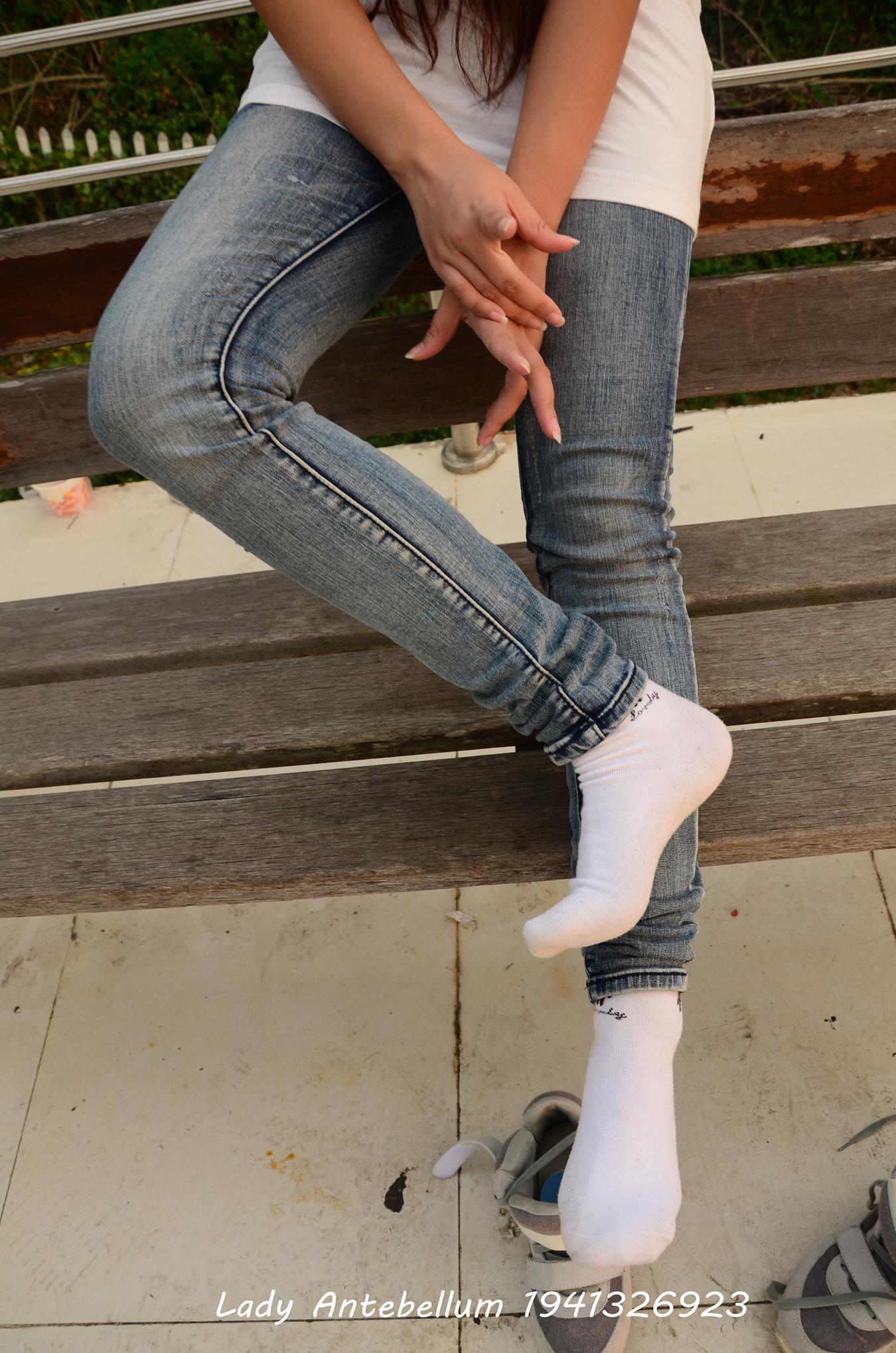 图片[40]-[战前女神] 美腿美足精品摄影套图 008 (2) [107P] – 速更版-美库