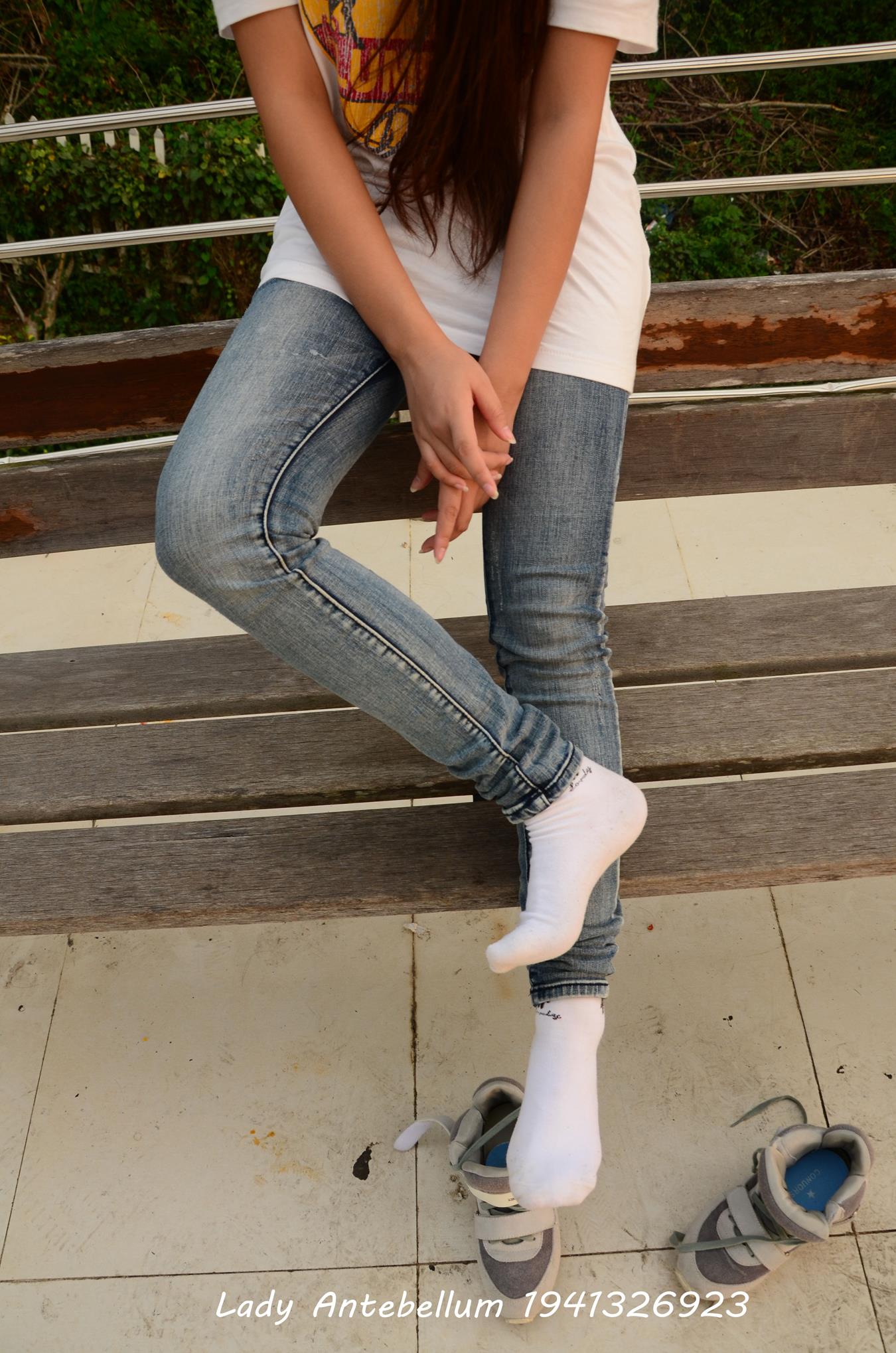 图片[41]-[战前女神] 美腿美足精品摄影套图 008 (2) [107P] – 速更版-美库