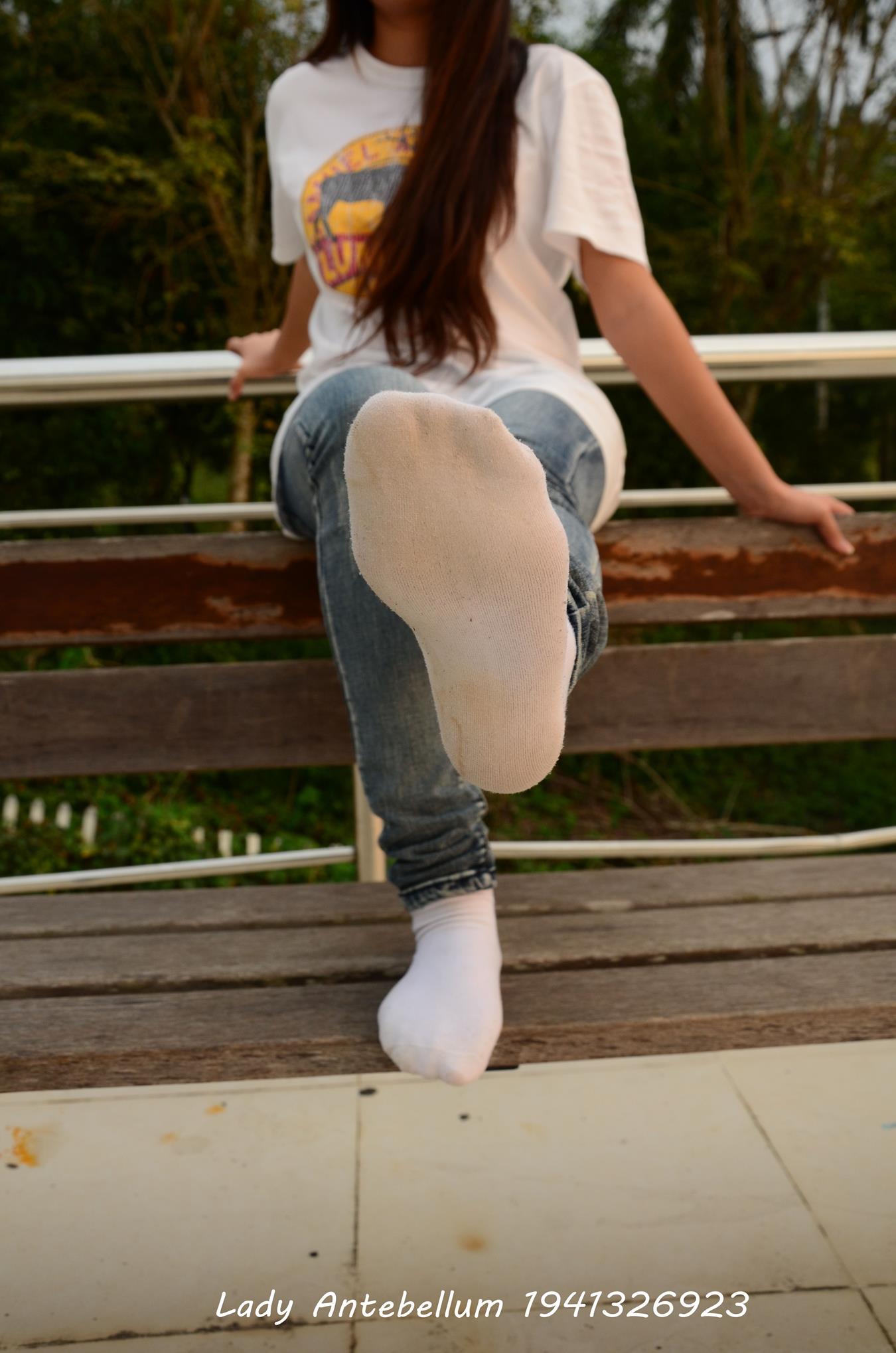 图片[49]-[战前女神] 美腿美足精品摄影套图 008 (2) [107P] – 速更版-美库