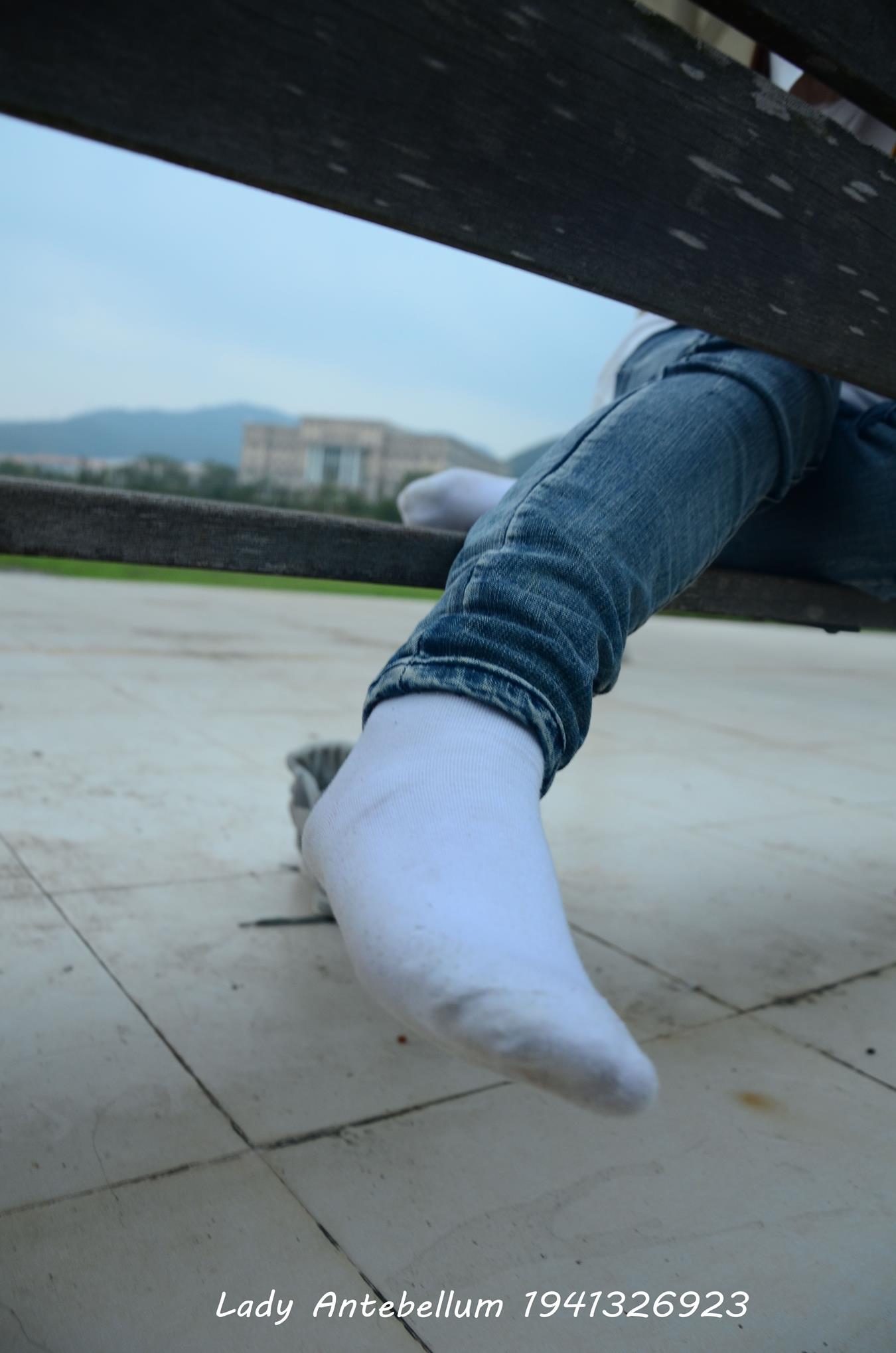 图片[97]-[战前女神] 美腿美足精品摄影套图 008 (2) [107P] – 速更版-美库