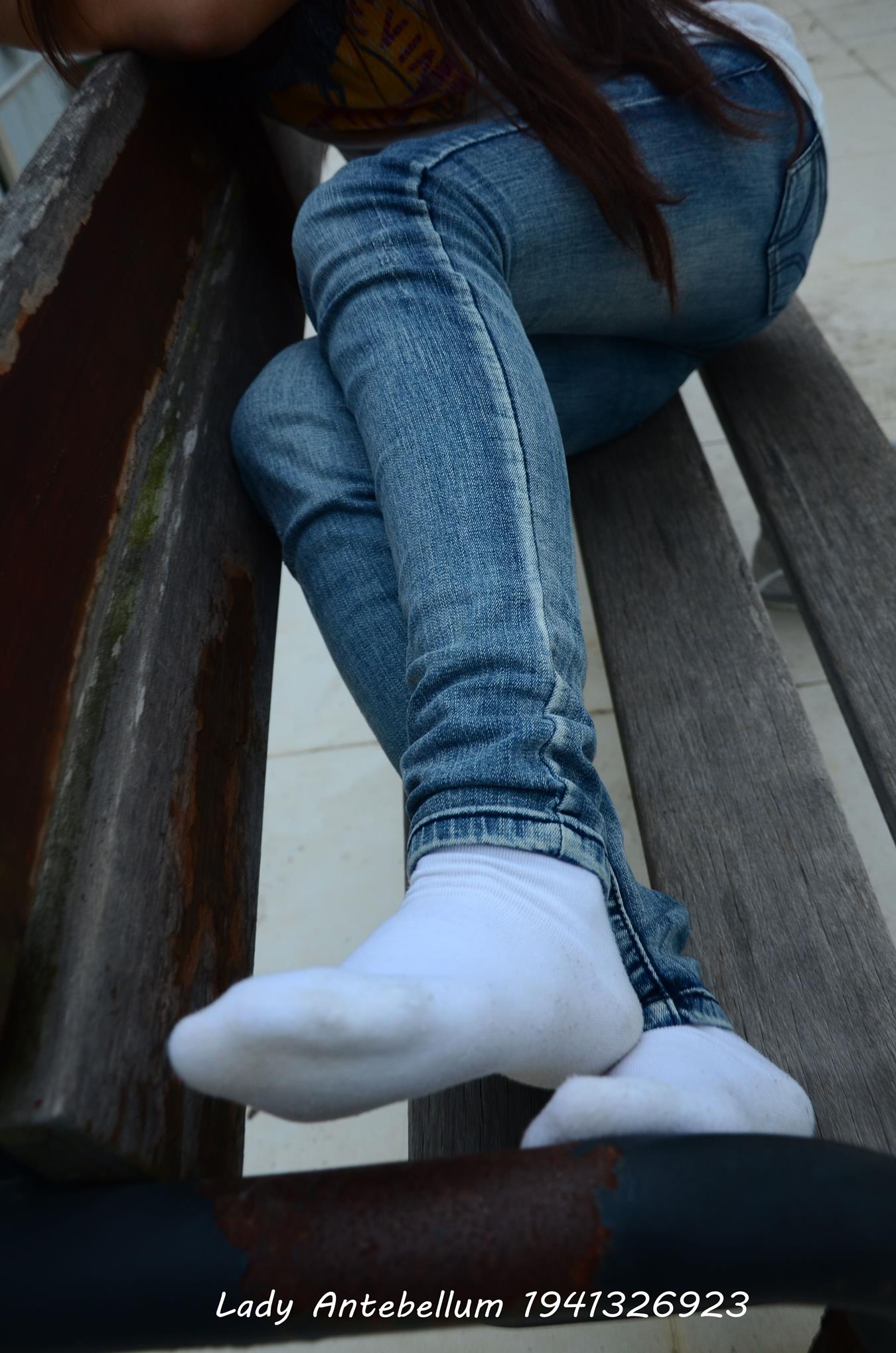 图片[108]-[战前女神] 美腿美足精品摄影套图 008 (2) [107P] – 速更版-美库