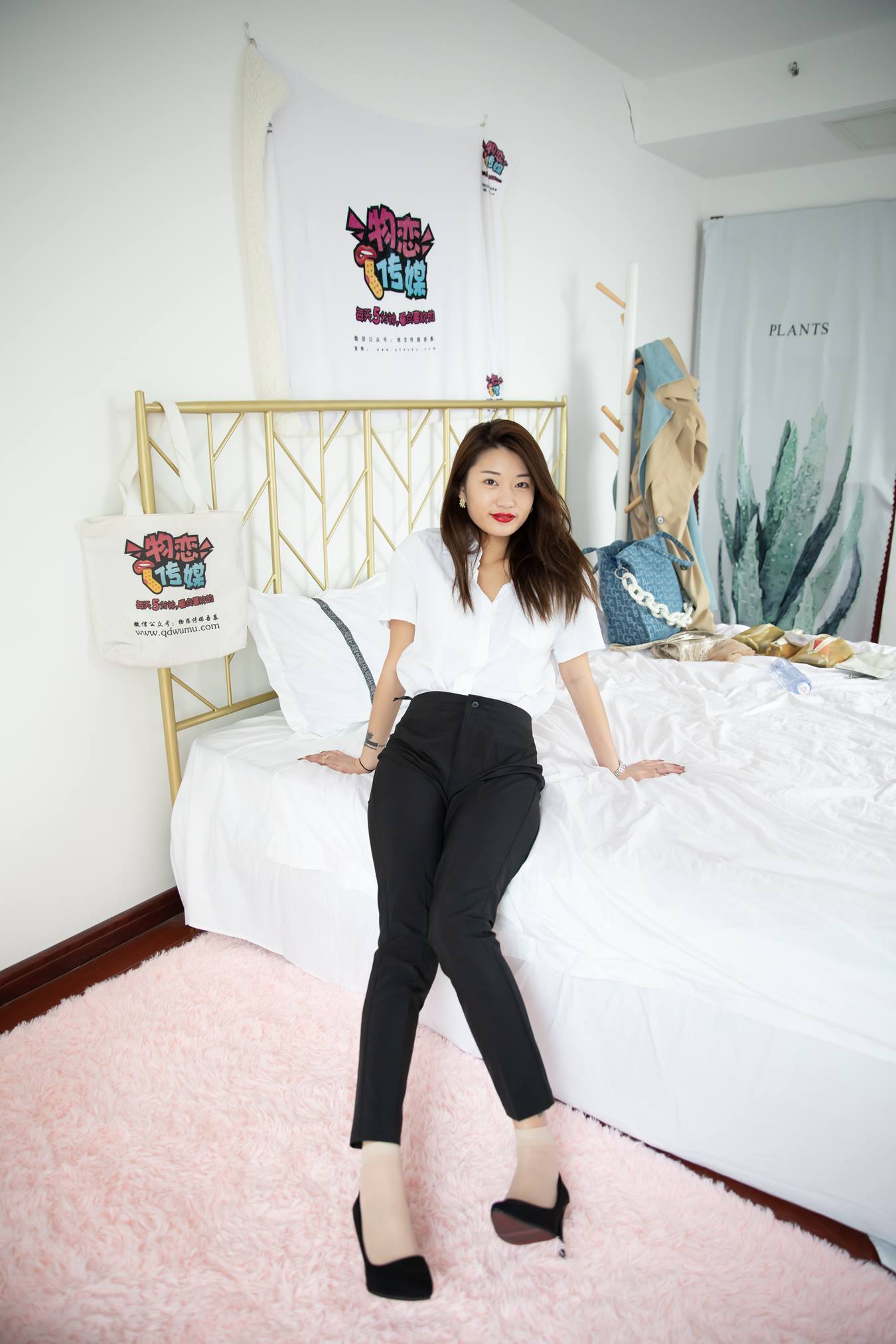 图片[14]-物恋传媒 NO.662 言言-雪语纷飞 (1) [84P] – 速更版-美库