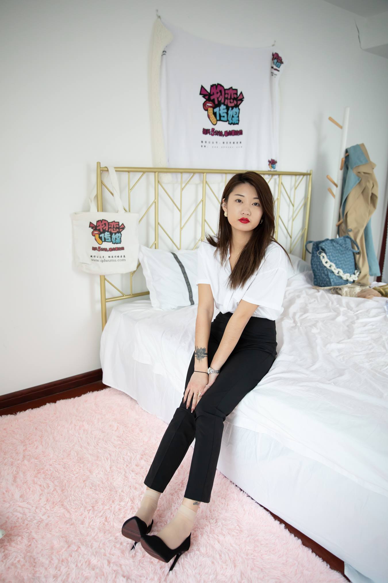 图片[36]-物恋传媒 NO.662 言言-雪语纷飞 (1) [84P] – 速更版-美库