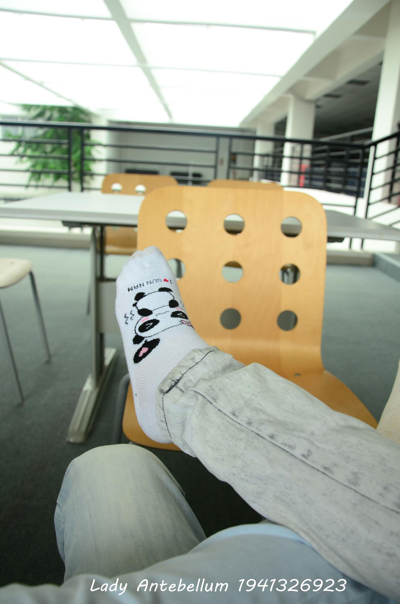 图片[11]-[战前女神] 美腿美足精品摄影套图 010 [87P] – 速更版-美库