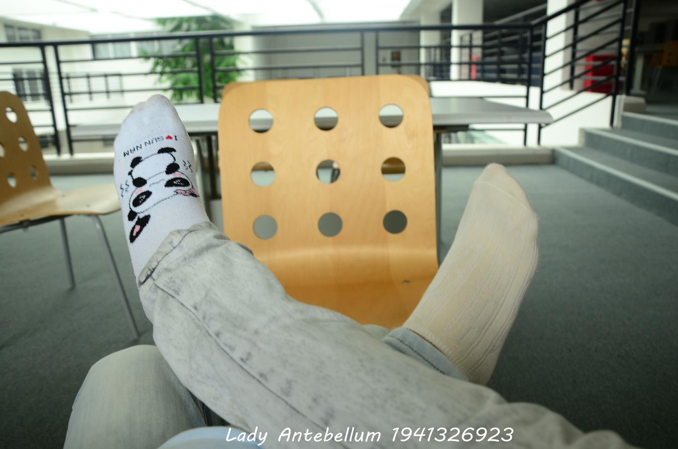 图片[12]-[战前女神] 美腿美足精品摄影套图 010 [87P] – 速更版-美库