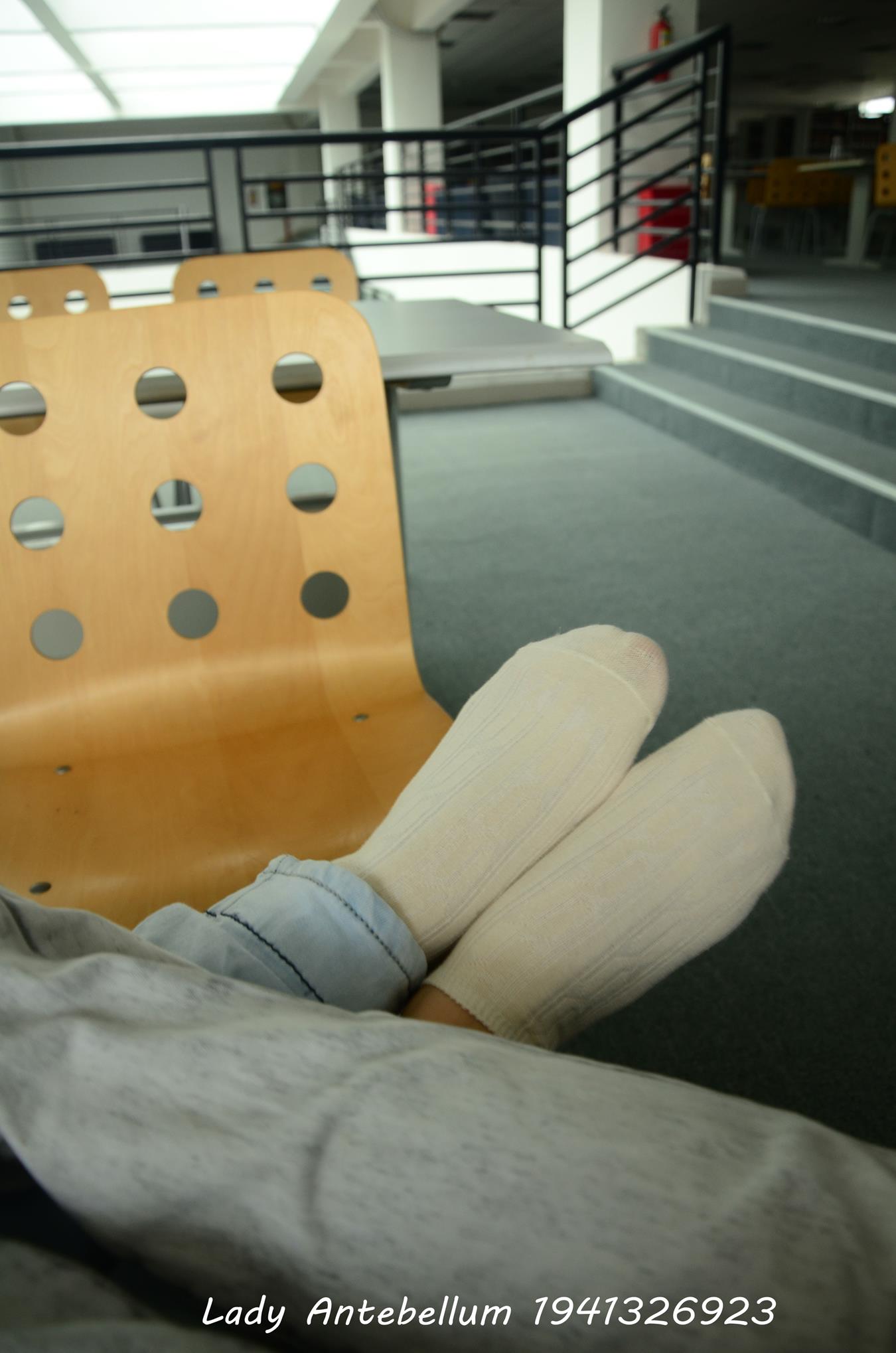 图片[24]-[战前女神] 美腿美足精品摄影套图 010 [87P] – 速更版-美库