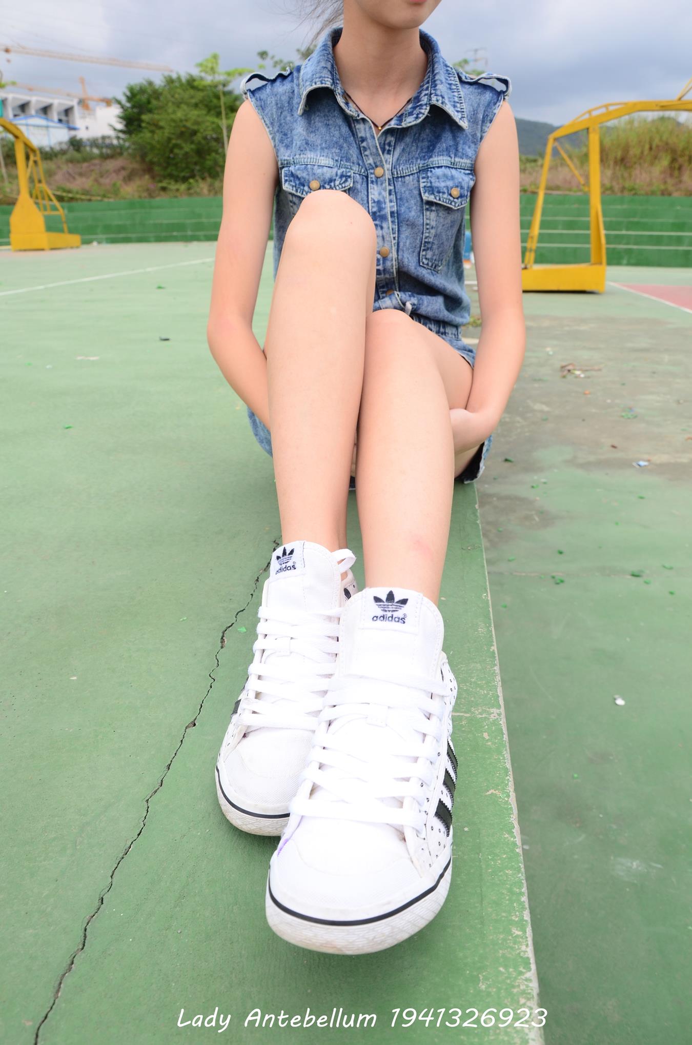 图片[34]-[战前女神] 美腿美足精品摄影套图 012 [55P] – 速更版-美库