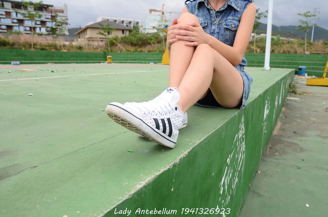 图片[37]-[战前女神] 美腿美足精品摄影套图 012 [55P] – 速更版-美库