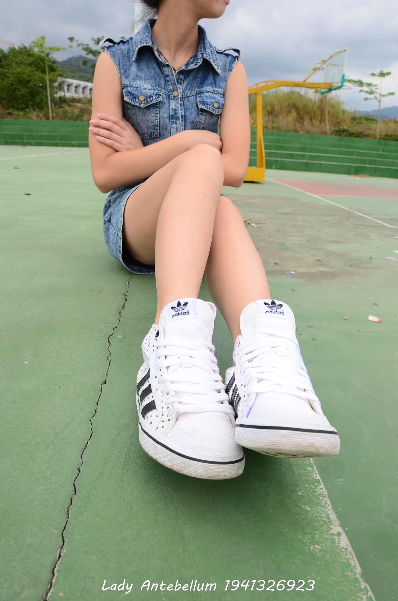 图片[38]-[战前女神] 美腿美足精品摄影套图 012 [55P] – 速更版-美库