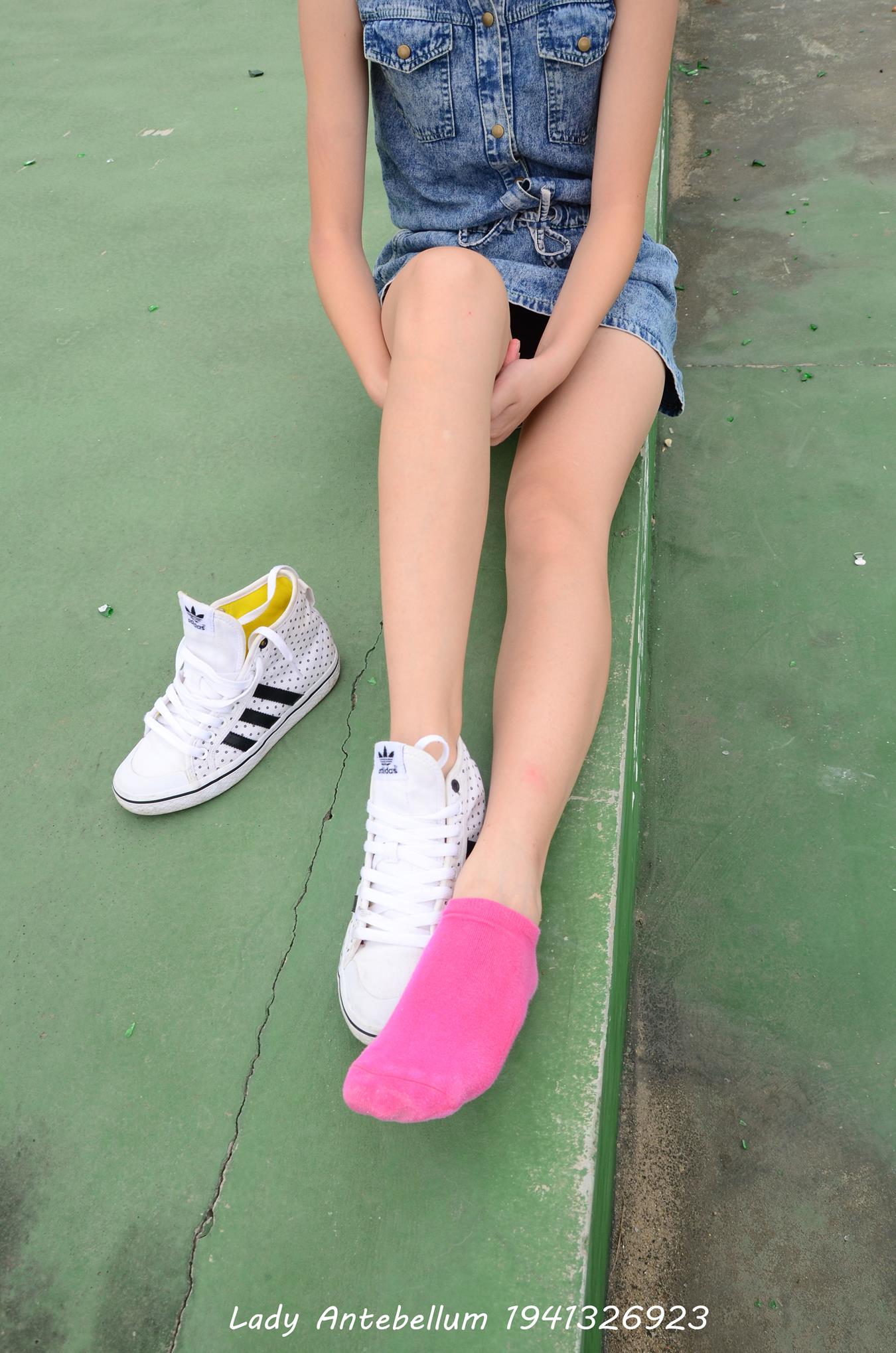 图片[44]-[战前女神] 美腿美足精品摄影套图 012 [55P] – 速更版-美库