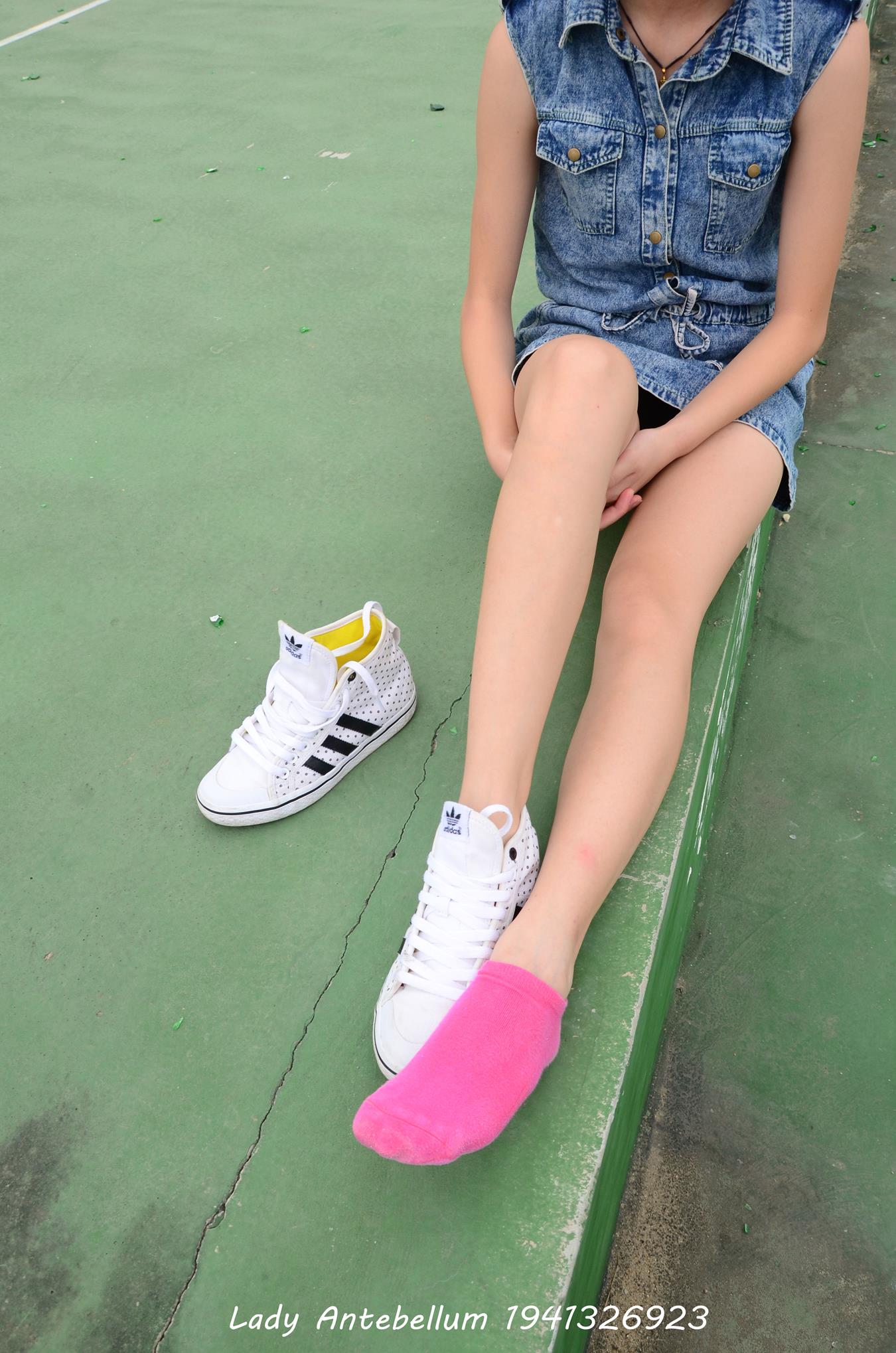 图片[46]-[战前女神] 美腿美足精品摄影套图 012 [55P] – 速更版-美库