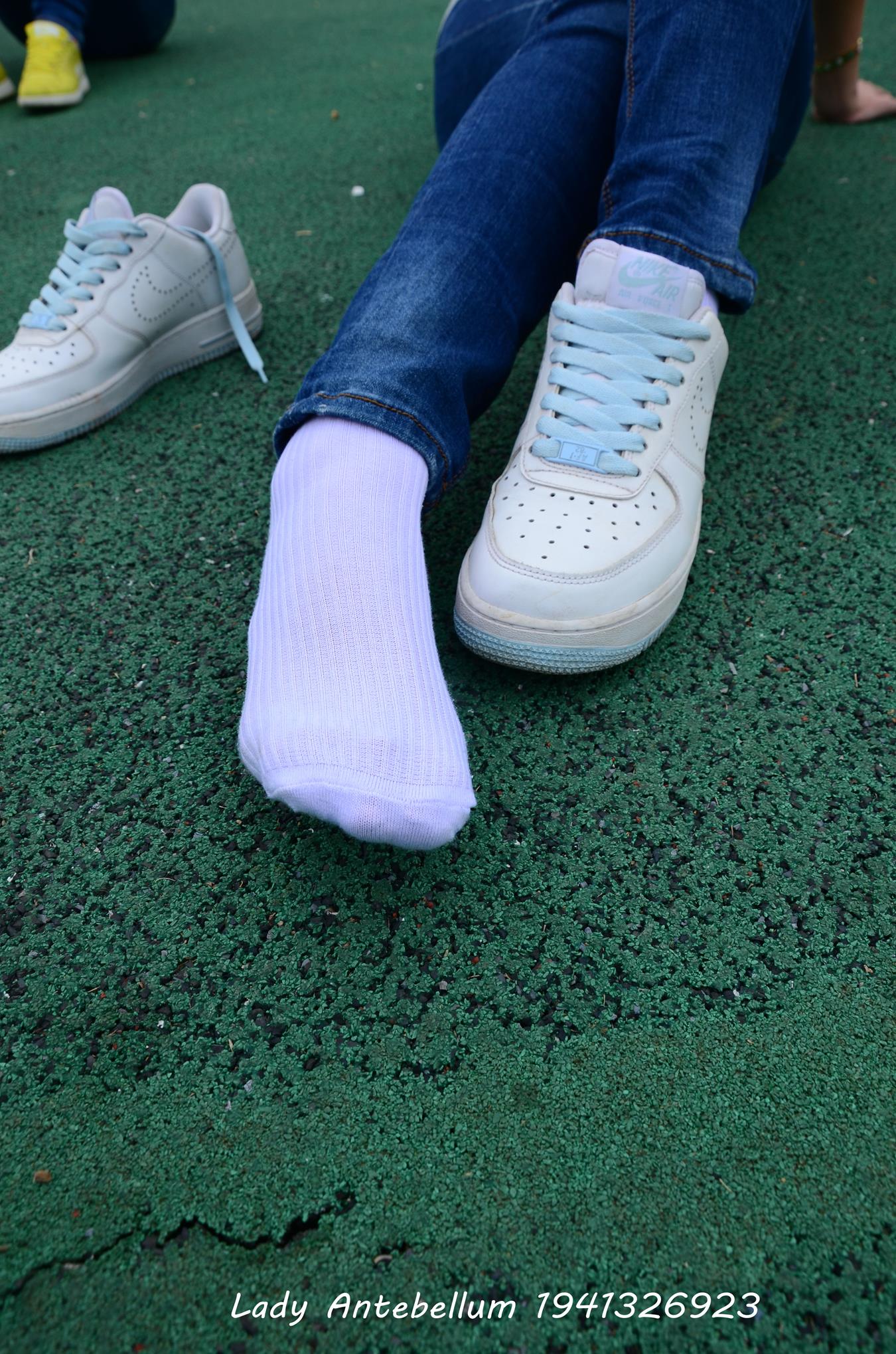 图片[44]-[战前女神] 美腿美足精品摄影套图 011 [113P] – 速更版-美库