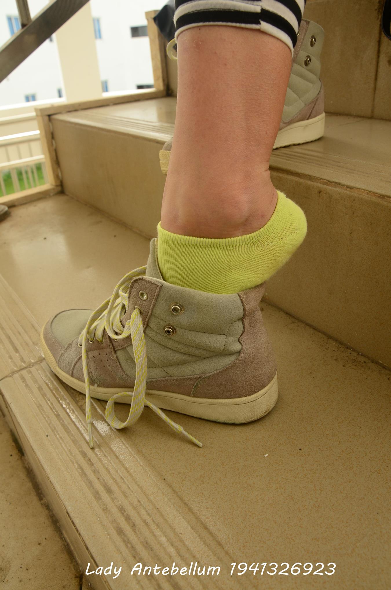 图片[47]-[战前女神] 美腿美足精品摄影套图 013 （1） [72P] – 速更版-美库