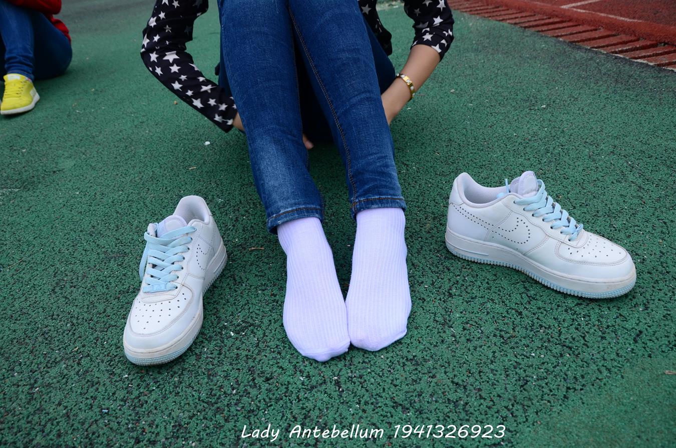 图片[63]-[战前女神] 美腿美足精品摄影套图 011 [113P] – 速更版-美库