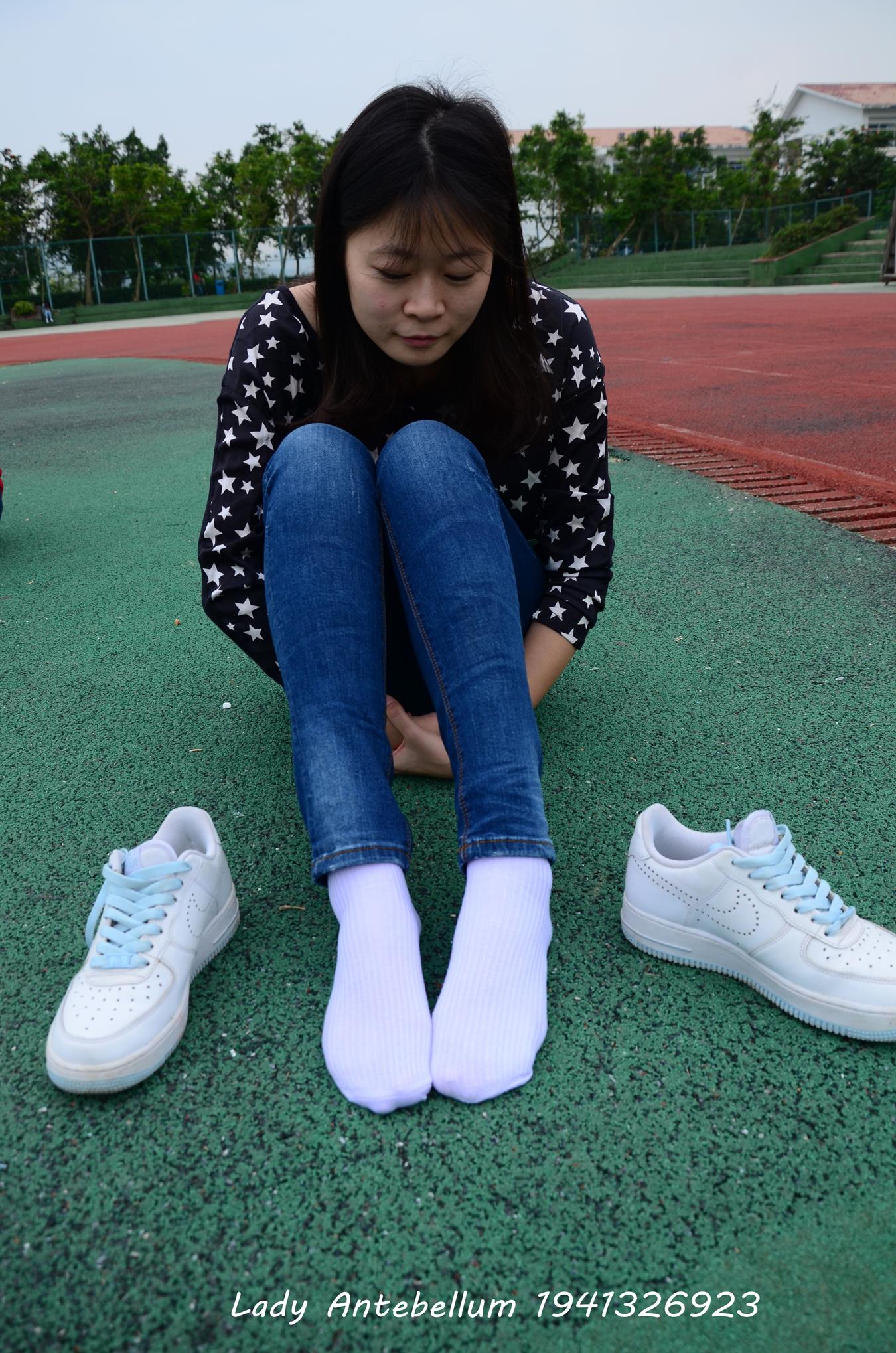 图片[65]-[战前女神] 美腿美足精品摄影套图 011 [113P] – 速更版-美库