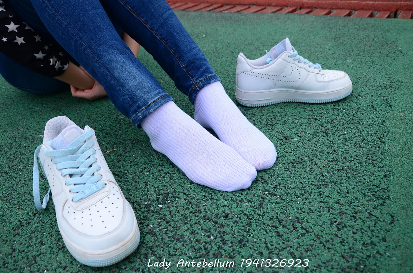 图片[67]-[战前女神] 美腿美足精品摄影套图 011 [113P] – 速更版-美库