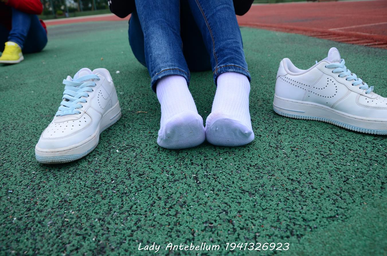 图片[70]-[战前女神] 美腿美足精品摄影套图 011 [113P] – 速更版-美库