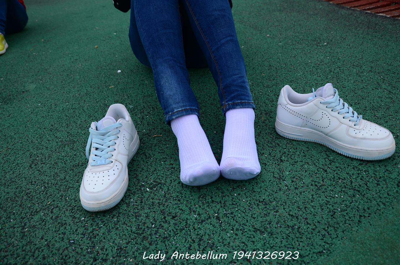 图片[71]-[战前女神] 美腿美足精品摄影套图 011 [113P] – 速更版-美库