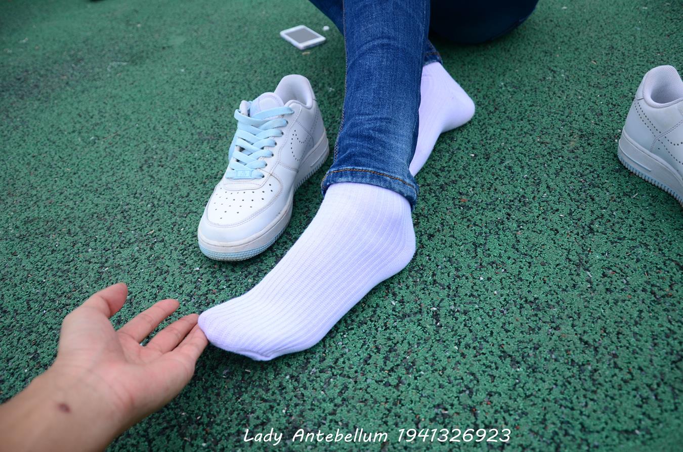 图片[96]-[战前女神] 美腿美足精品摄影套图 011 [113P] – 速更版-美库