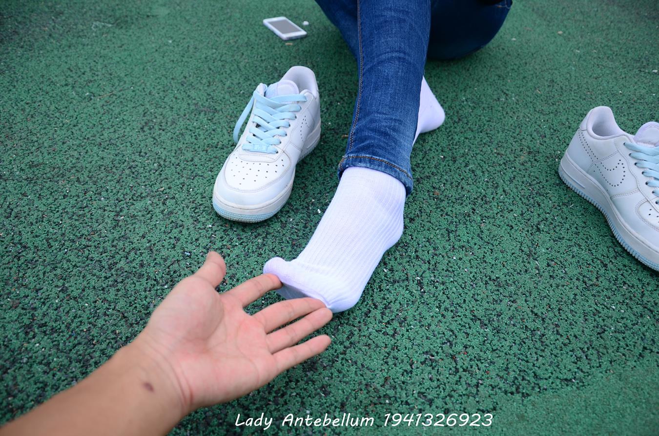 图片[98]-[战前女神] 美腿美足精品摄影套图 011 [113P] – 速更版-美库