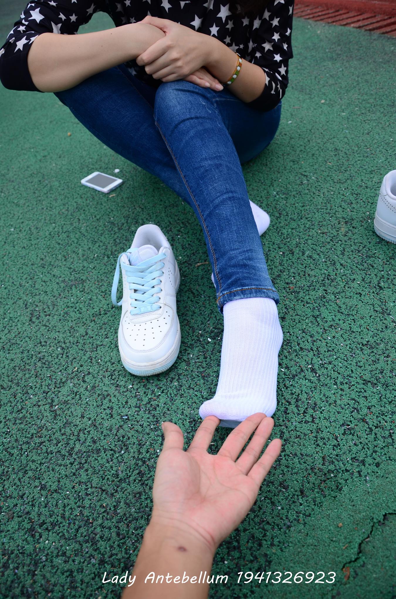 图片[99]-[战前女神] 美腿美足精品摄影套图 011 [113P] – 速更版-美库