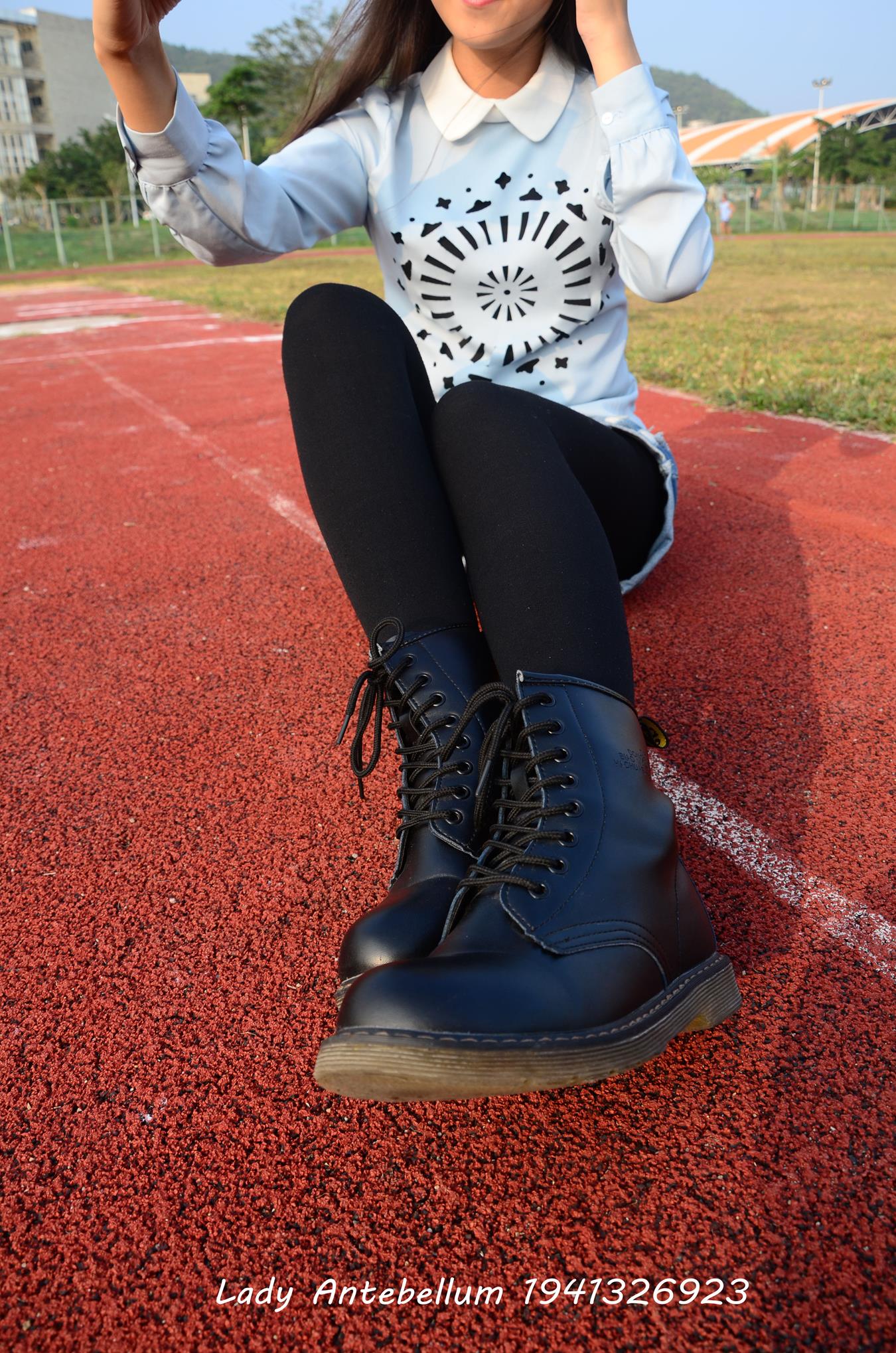 图片[23]-[战前女神] 美腿美足精品摄影套图 015 （1)  [64P] – 速更版-美库