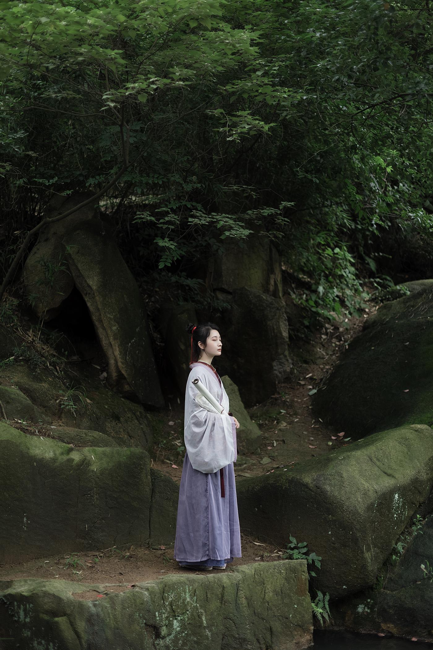 图片[17]-[YITUYU艺图语] 2022.01.27 叶底藏花一度 梦里踏雪几回 五月 [23P] – 速更版-美库