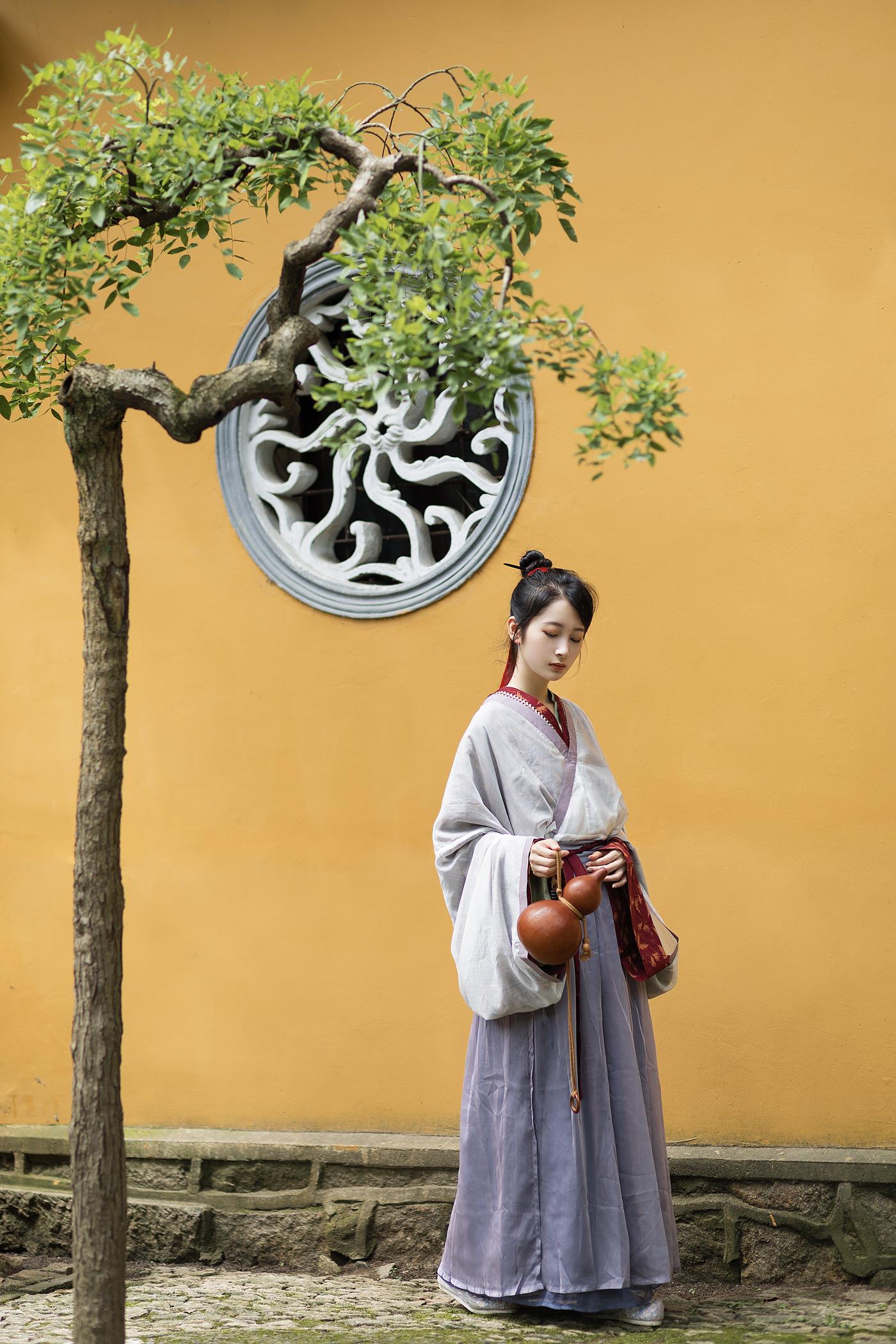 图片[18]-[YITUYU艺图语] 2022.01.27 叶底藏花一度 梦里踏雪几回 五月 [23P] – 速更版-美库