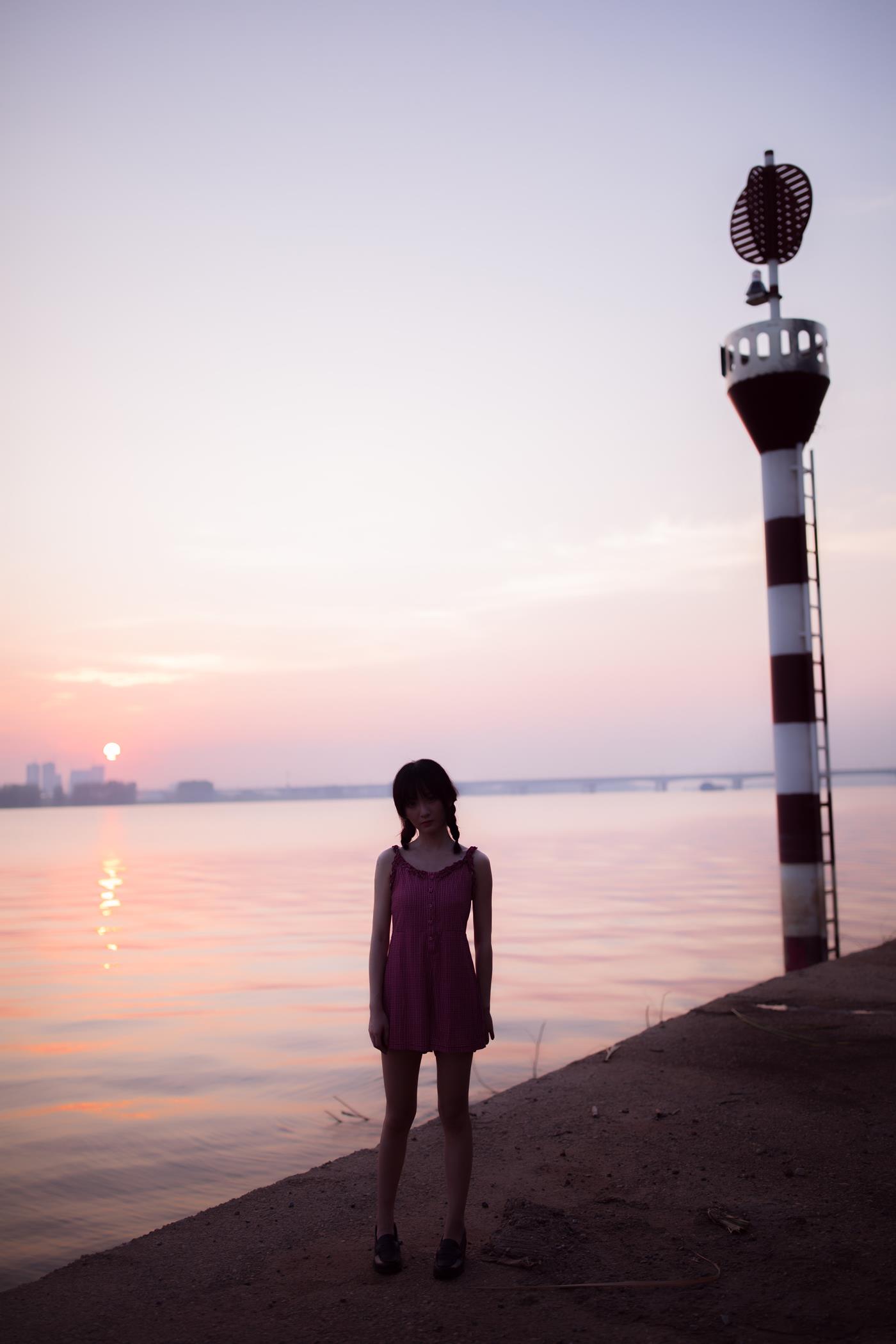 图片[23]-[YITUYU艺图语] 2022.01.28 日落的温柔 虾虾 [51P] – 速更版-美库