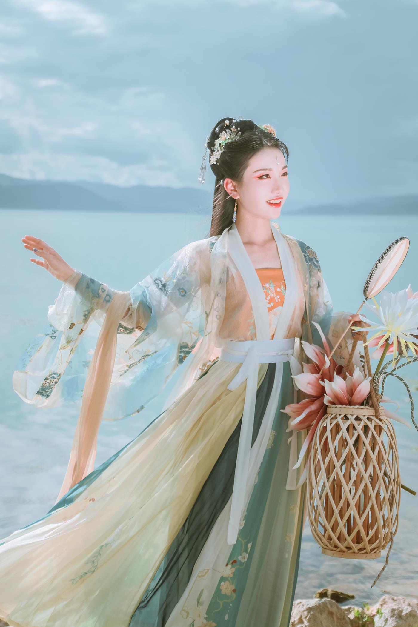 图片[16]-[YITUYU艺图语] 2022.01.29 清水出芙蓉 Julie [23P] – 速更版-美库