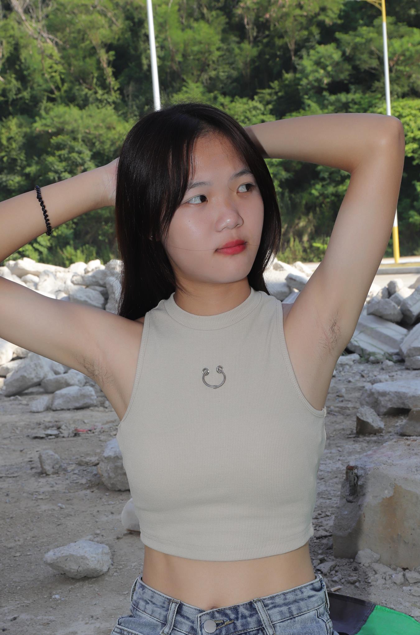 图片[18]-Pary摄影 NO.021 极品美女校花思思全程赤脚拍照后亮出脏脚底 (1）[64P] – 速更版-美库