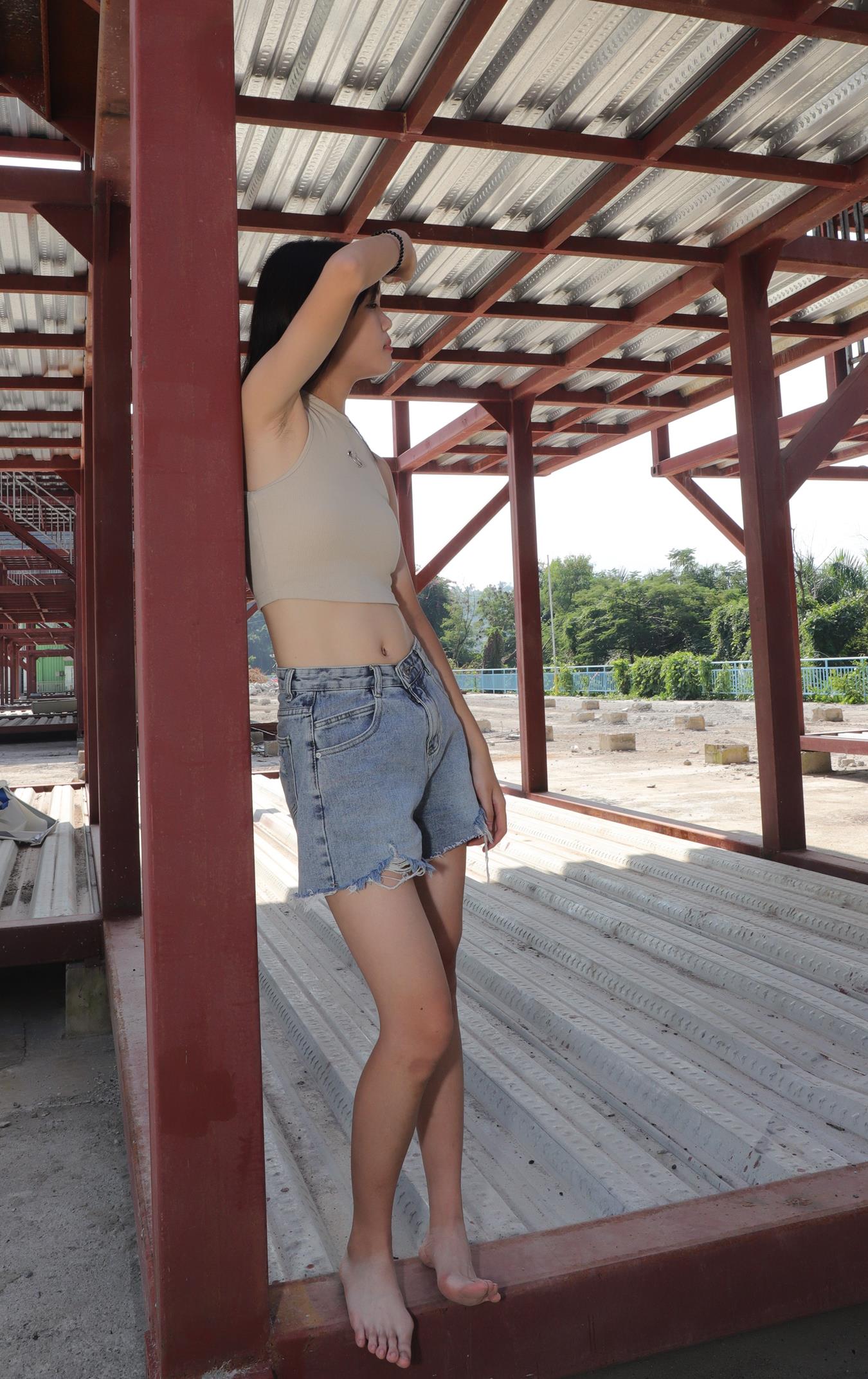 图片[45]-Pary摄影 NO.021 极品美女校花思思全程赤脚拍照后亮出脏脚底 (2）[66P] – 速更版-美库