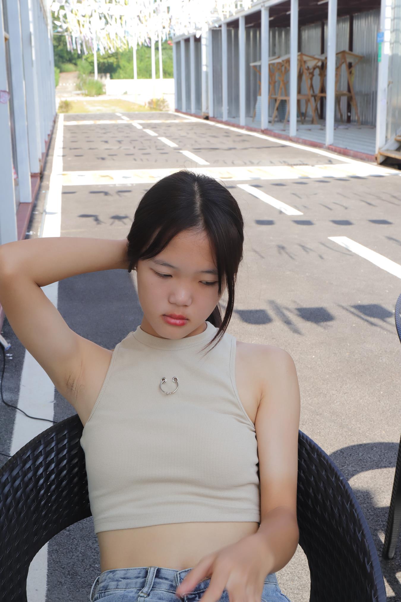 图片[60]-Pary摄影 NO.021 极品美女校花思思全程赤脚拍照后亮出脏脚底 (2）[66P] – 速更版-美库