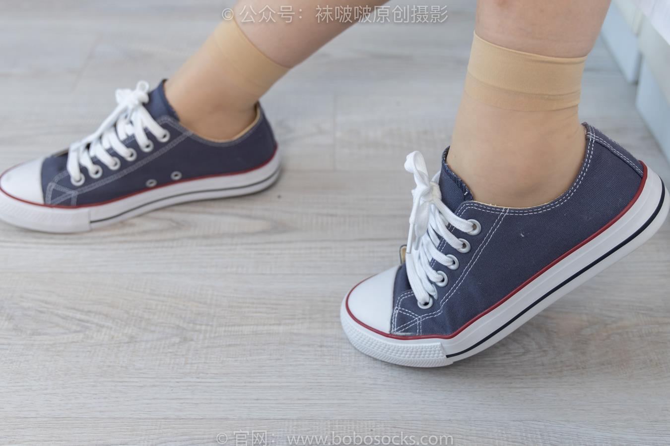 图片[11]-[BoBoSocks袜啵啵]NO.160 小淳-匡威板鞋、黑皮鞋、短肉丝、白丝小腿袜 （1）[64P] – 速更版-美库