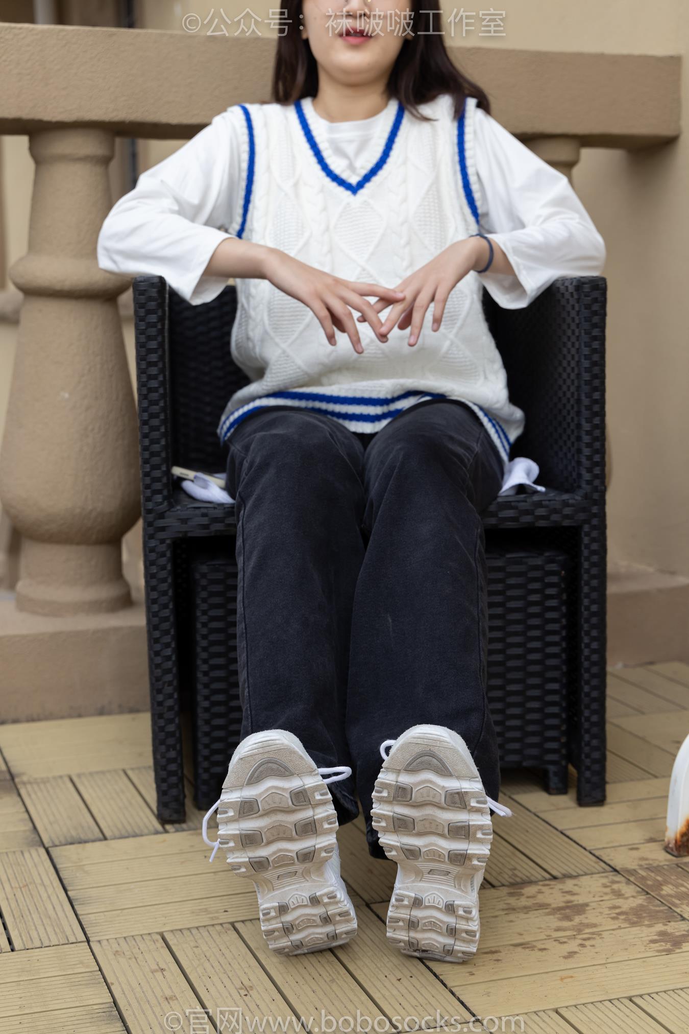 图片[12]-[BoBoSocks袜啵啵]积分限定作品 NO.007 熊熊-运动鞋、白棉袜、裸足[134P] – 速更版-美库