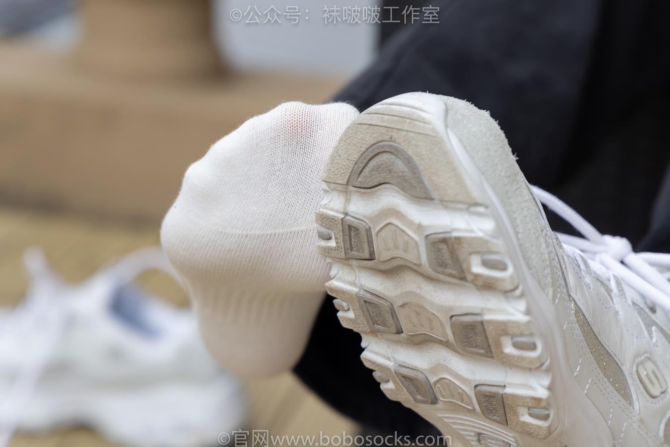 图片[28]-[BoBoSocks袜啵啵]积分限定作品 NO.007 熊熊-运动鞋、白棉袜、裸足[134P] – 速更版-美库