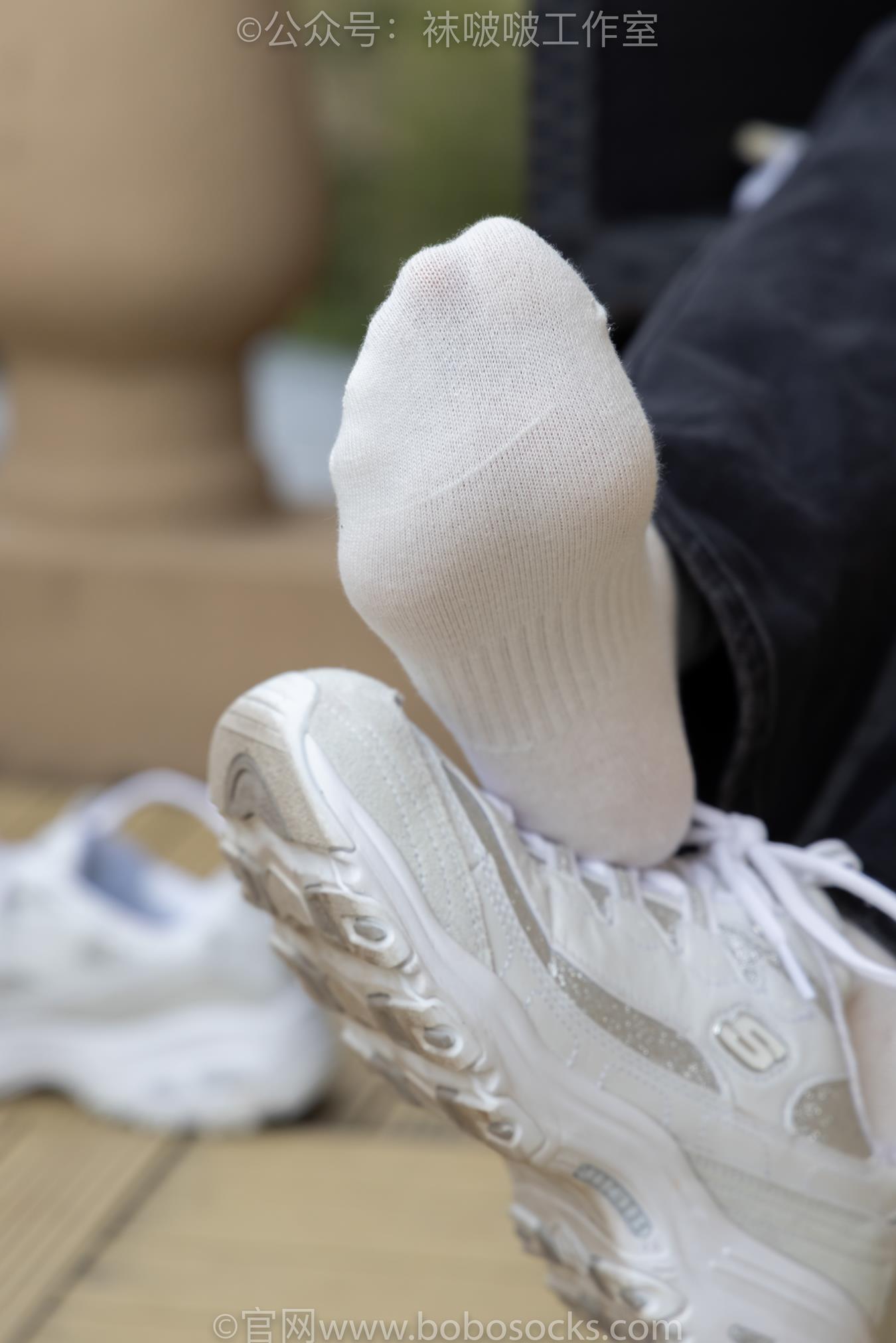 图片[29]-[BoBoSocks袜啵啵]积分限定作品 NO.007 熊熊-运动鞋、白棉袜、裸足[134P] – 速更版-美库