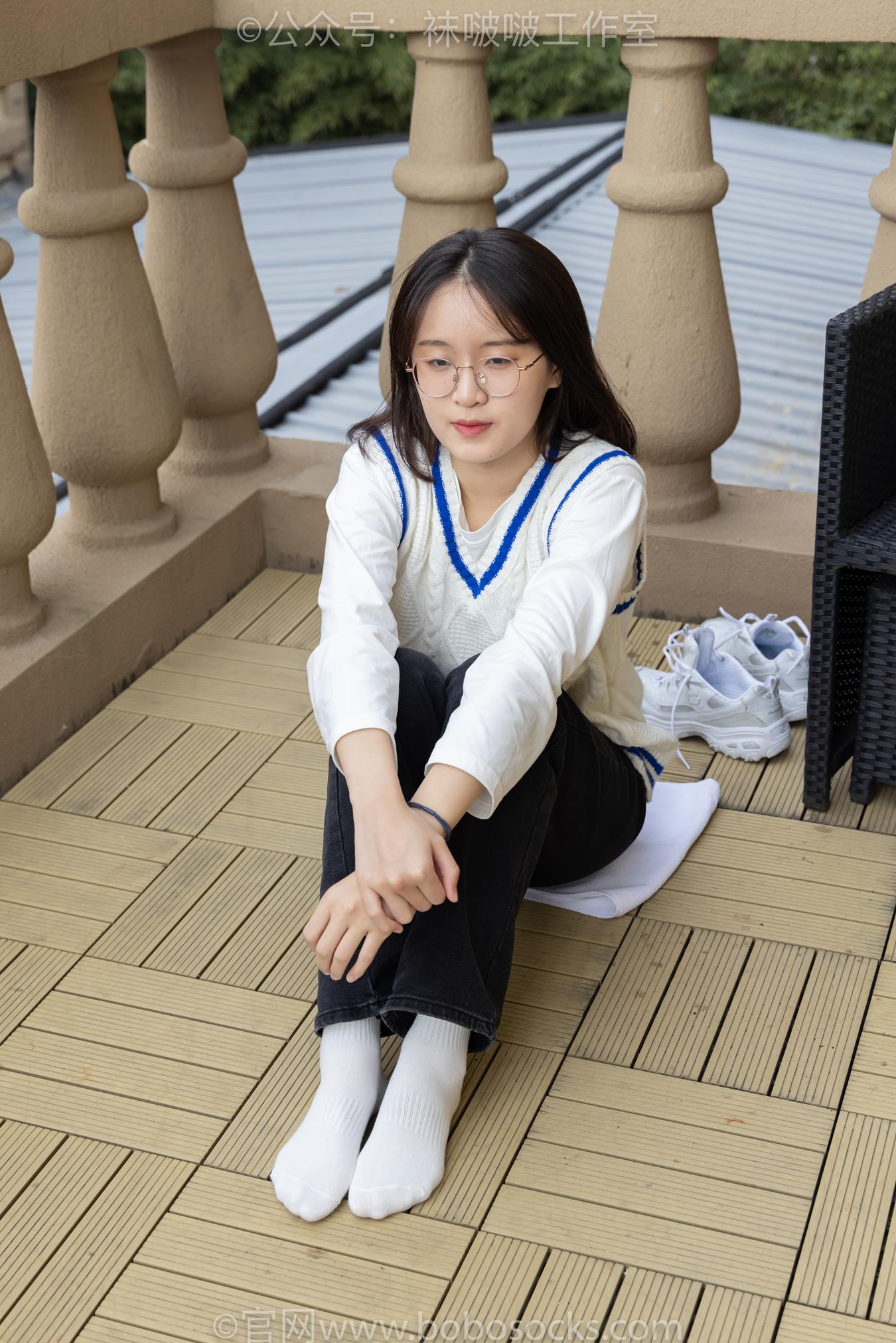 图片[43]-[BoBoSocks袜啵啵]积分限定作品 NO.007 熊熊-运动鞋、白棉袜、裸足[134P] – 速更版-美库