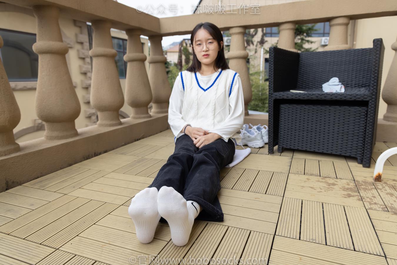 图片[51]-[BoBoSocks袜啵啵]积分限定作品 NO.007 熊熊-运动鞋、白棉袜、裸足[134P] – 速更版-美库