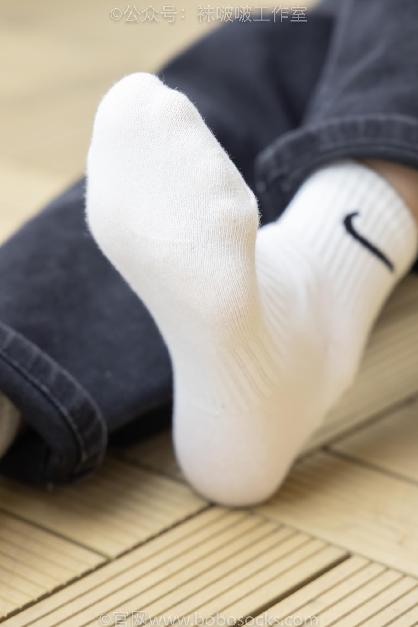 图片[54]-[BoBoSocks袜啵啵]积分限定作品 NO.007 熊熊-运动鞋、白棉袜、裸足[134P] – 速更版-美库